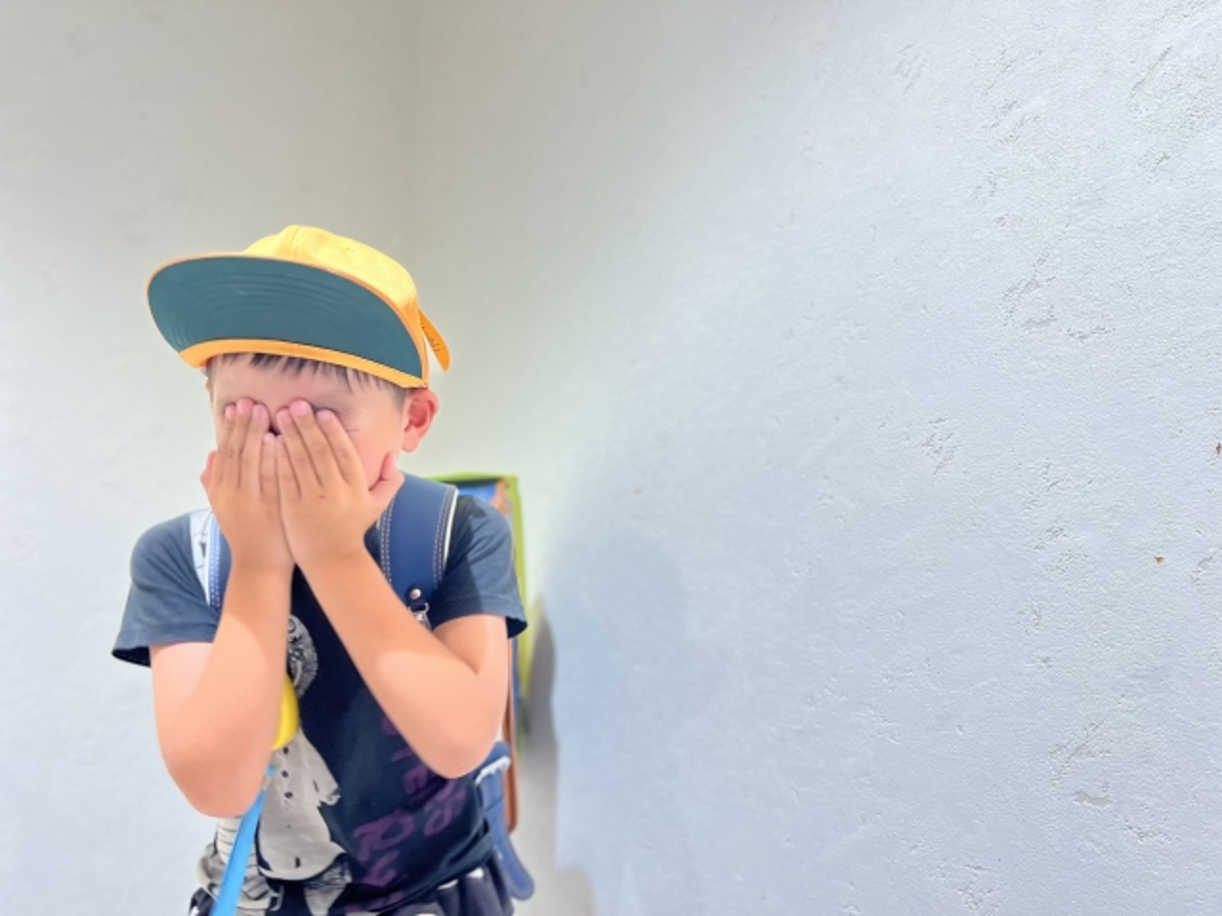 印度驚傳一所學校校長竟抓7歲男童活人獻祭,還殘忍勒斃男孩,藏屍後車廂。(示意圖,photoAC)