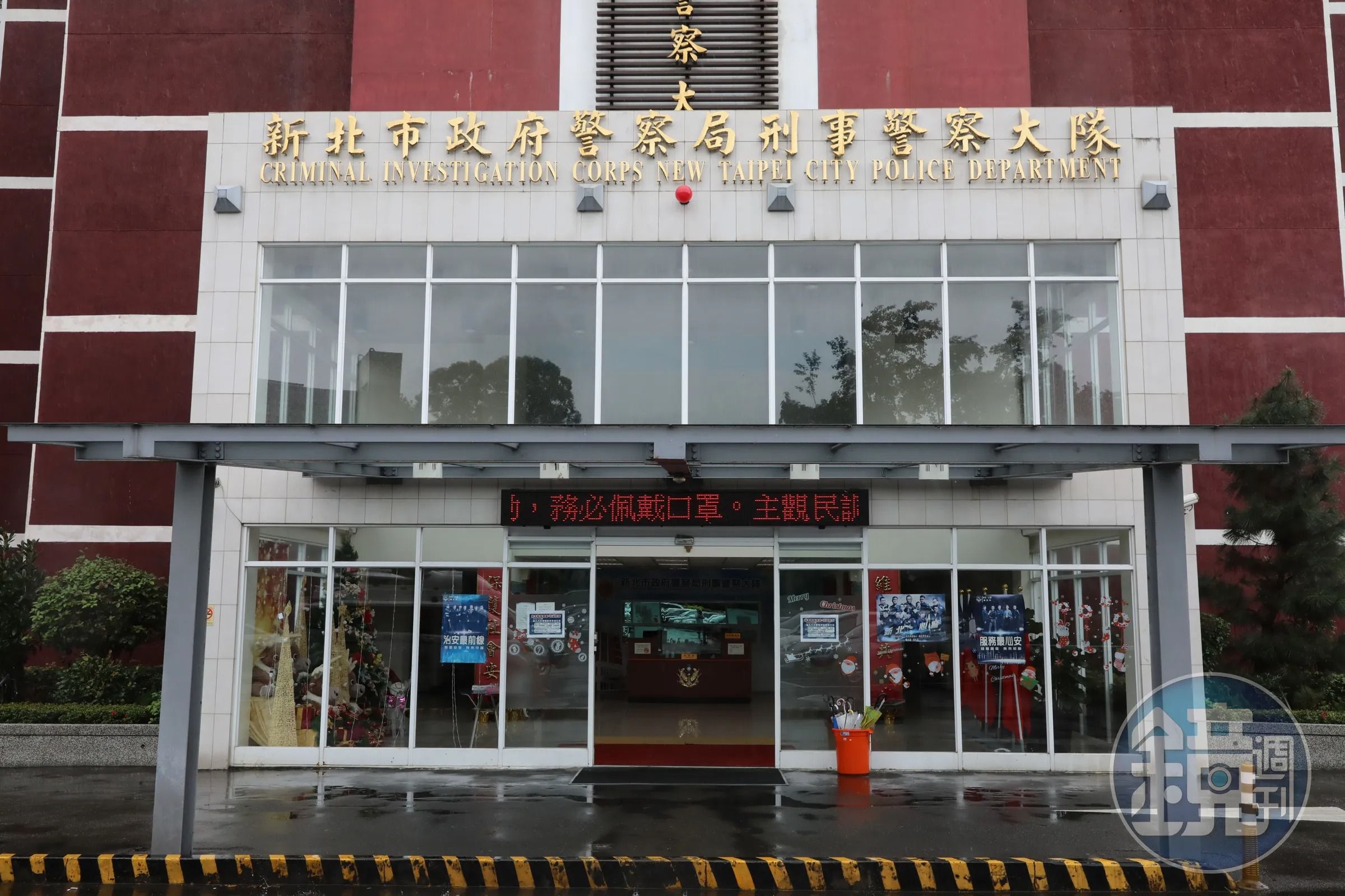 曾任職於新北市刑大的小隊長及偵查佐今早遭檢調單位搜索帶回。(本刊資料照)
