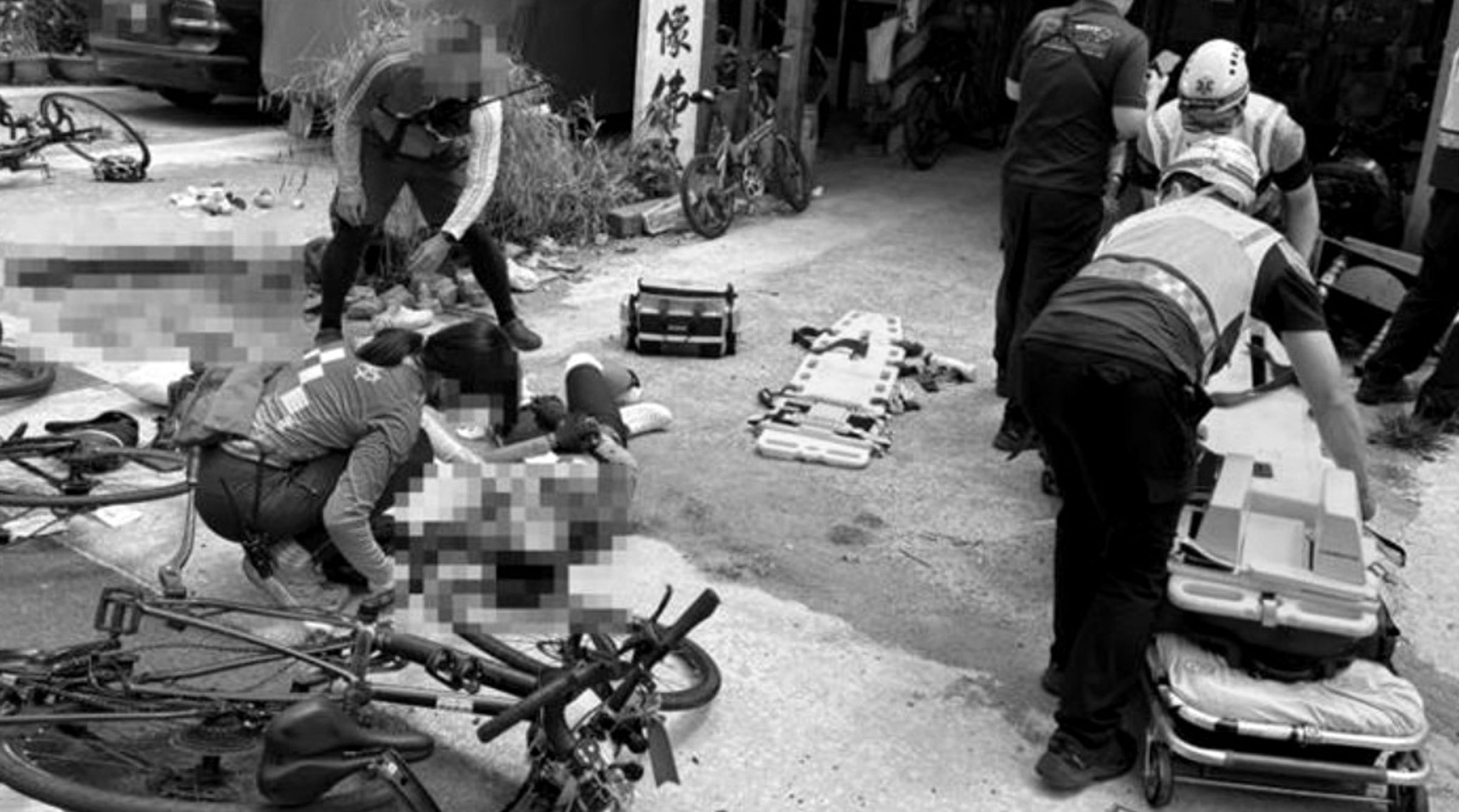 康橋生單車成年禮的第9天發生嚴重車禍事故,卻遭酸名檢討。(翻攝畫面)