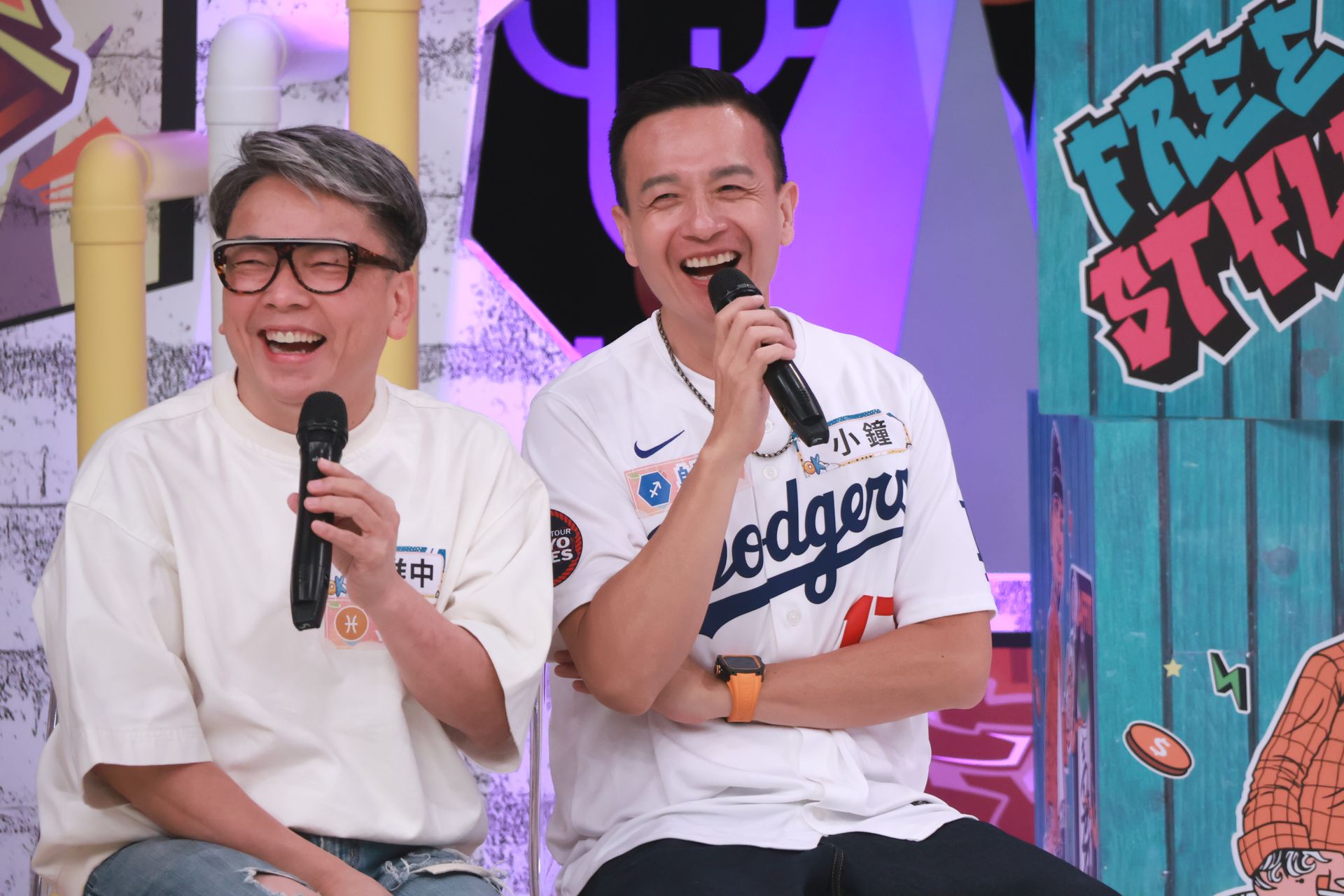 詹惟中上《綜藝OK啦》分享和小鐘的好笑往事。(中天提供)