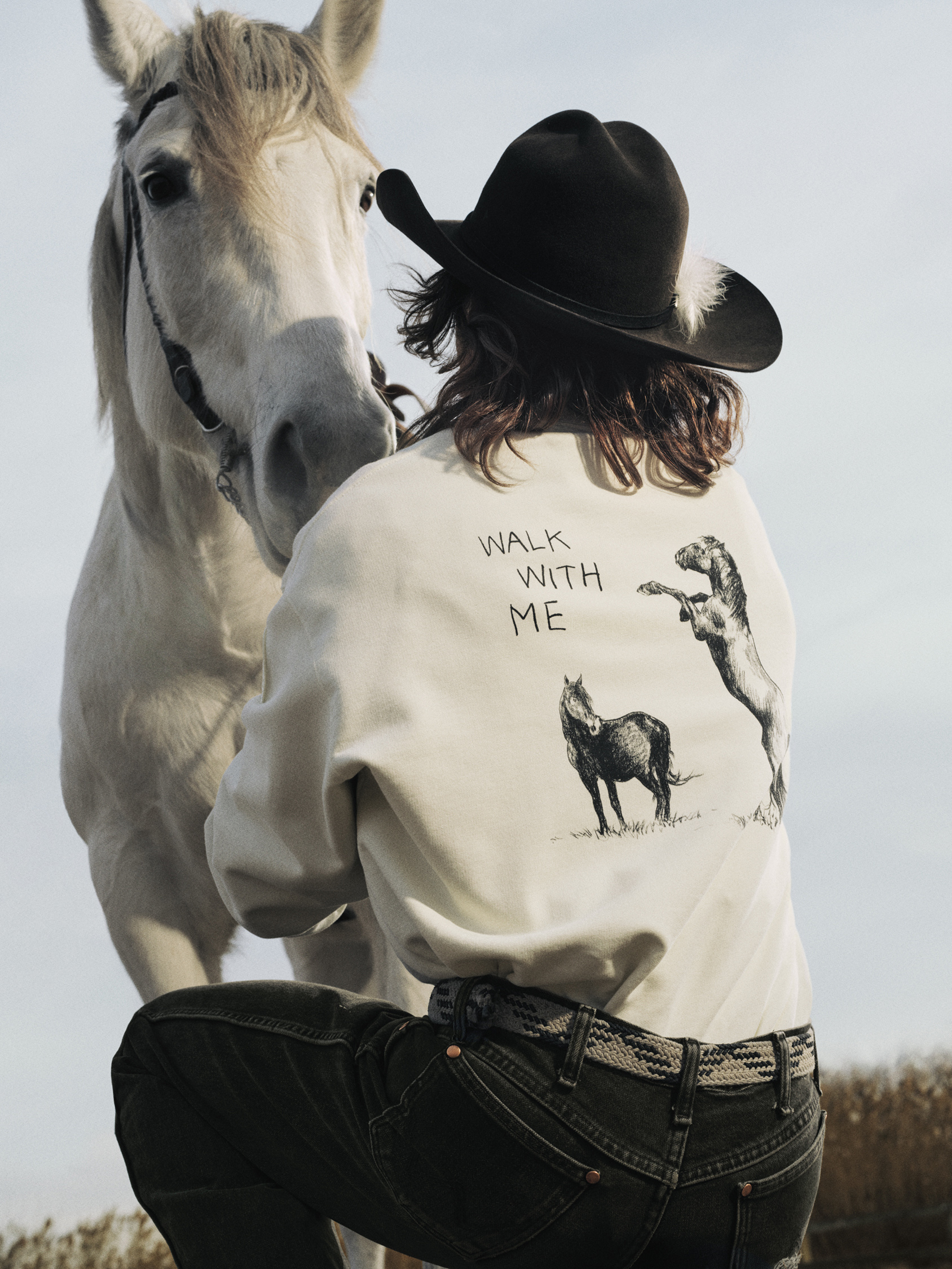 男款Rove Crew長袖T-Shirt(米白色)。NT$13,700 (CANADA GOOSE提供)