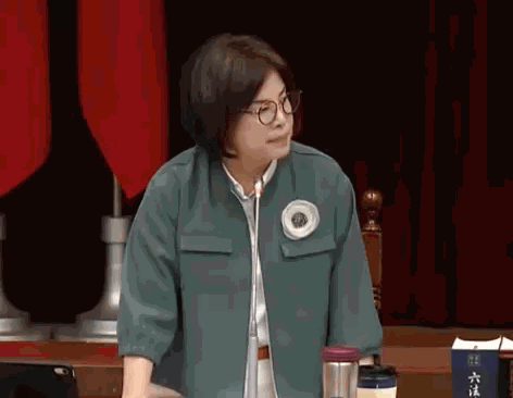 賴惠員不聽賈永婕的解釋,直接打斷叫下一名立委上台。(翻攝自國會頻道)