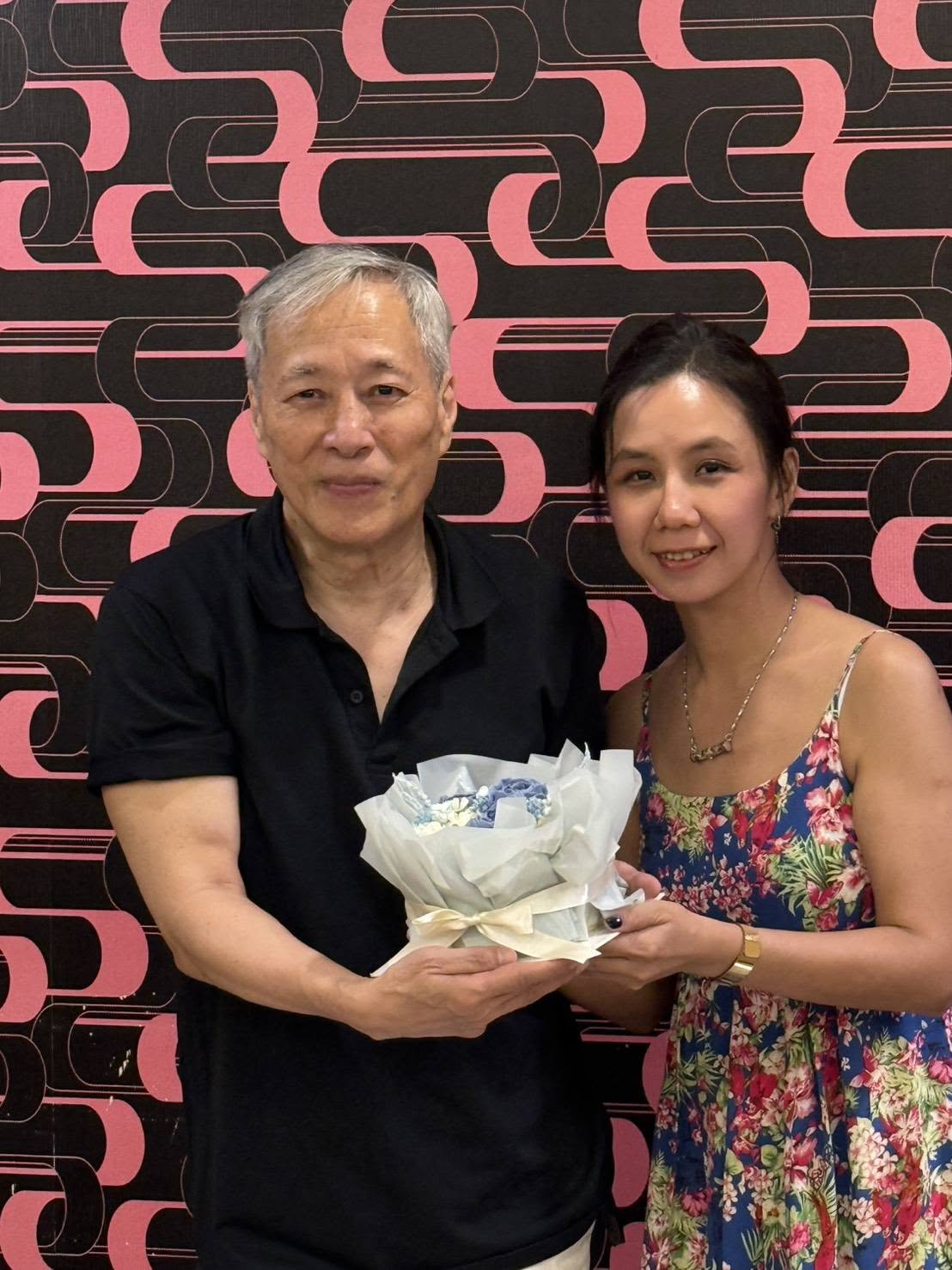 姜厚任和陳苡孋日前公開戀情後,向友人宣布要拍電影。臉書