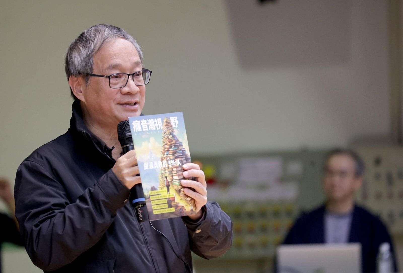 本刊掌握，文化部長內定由台灣電影新浪潮推手之一的知名作家小野（李遠）出任。（圖／翻攝自小野臉書）
