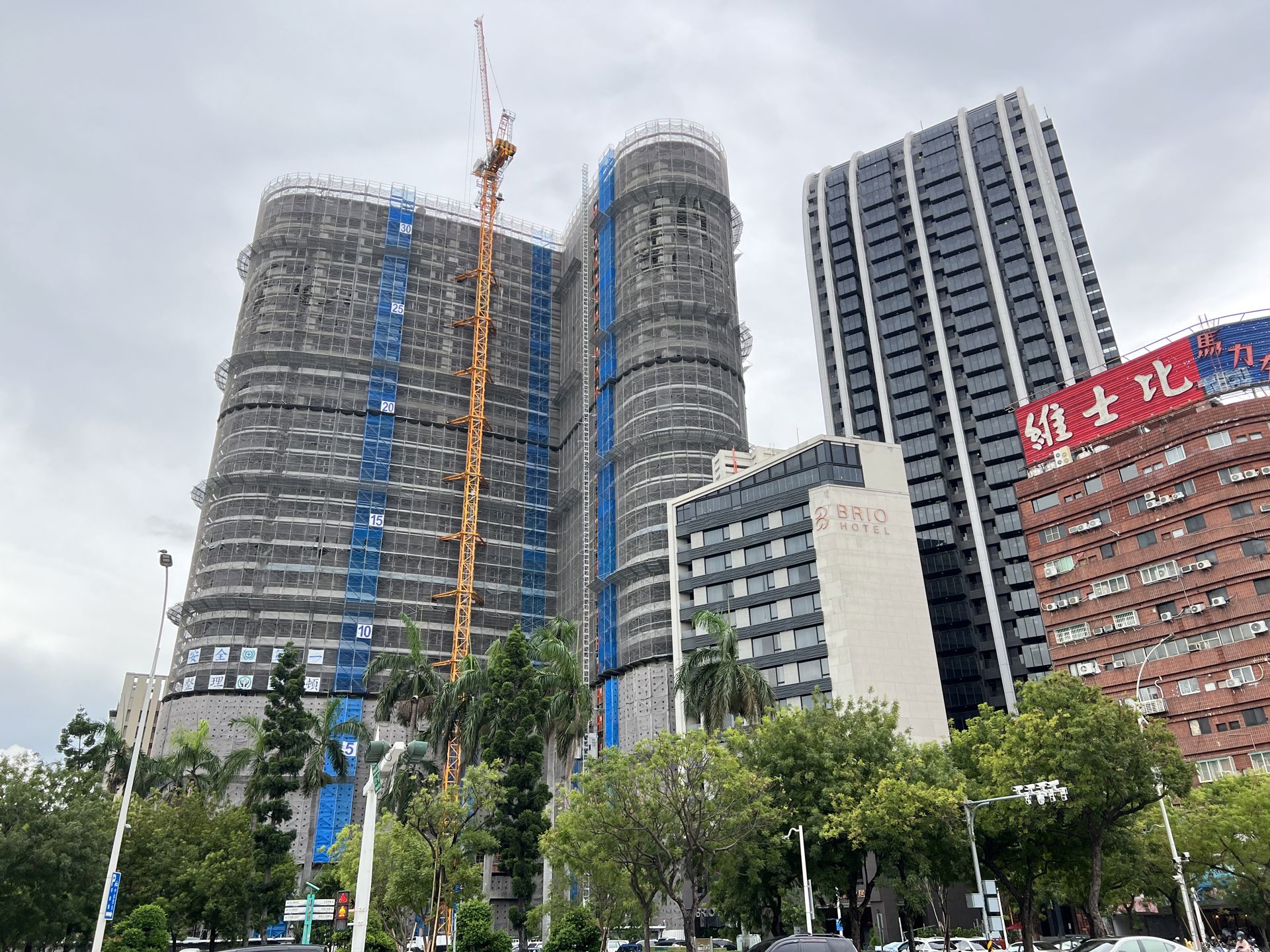 高雄市新興區今年1-9月預售交易量470件，較去年同期增加38.6%，名列第一。（房市示意圖）