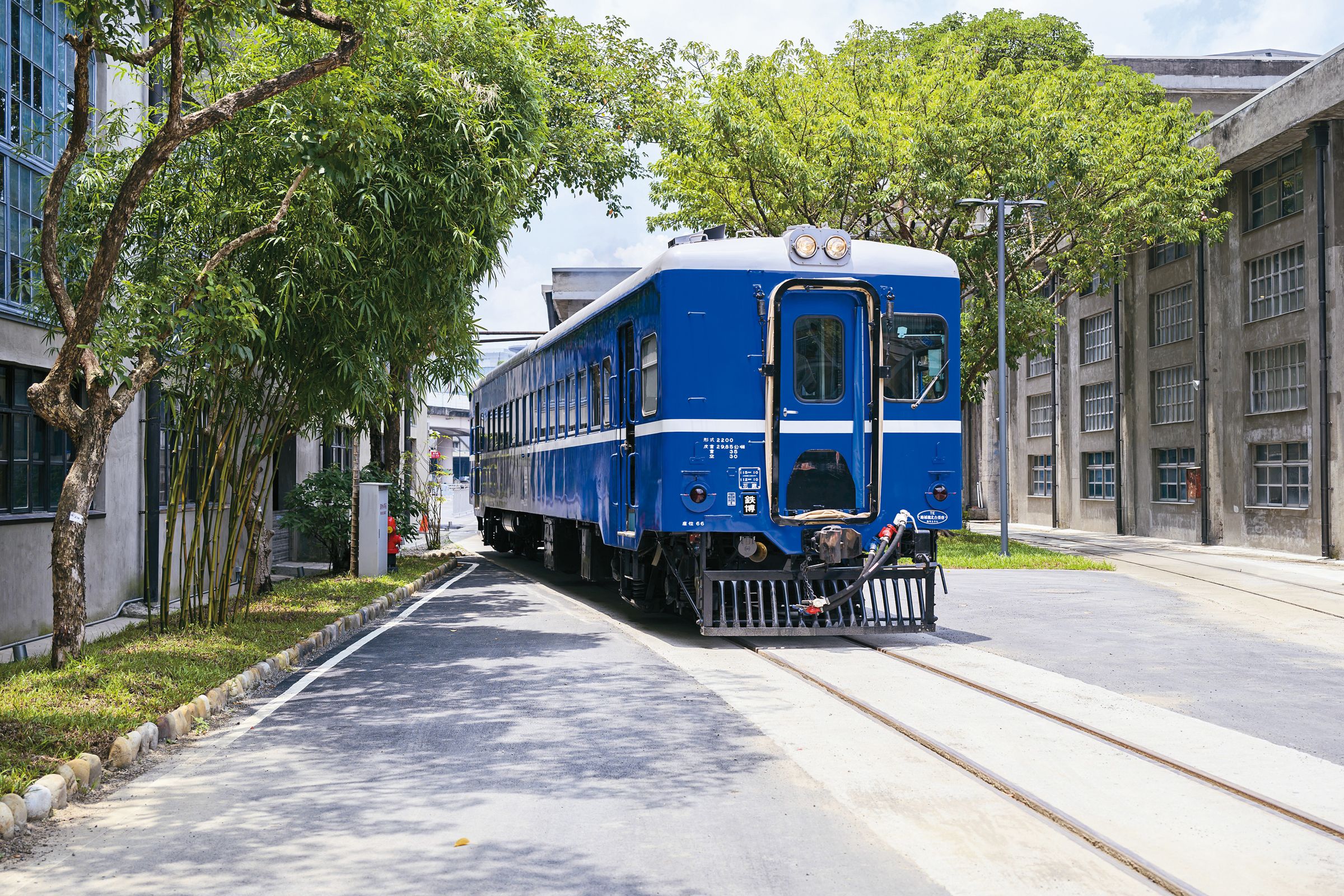 國家鐵道博物館推出假日限定的藍皮柴油客車乘車體驗。