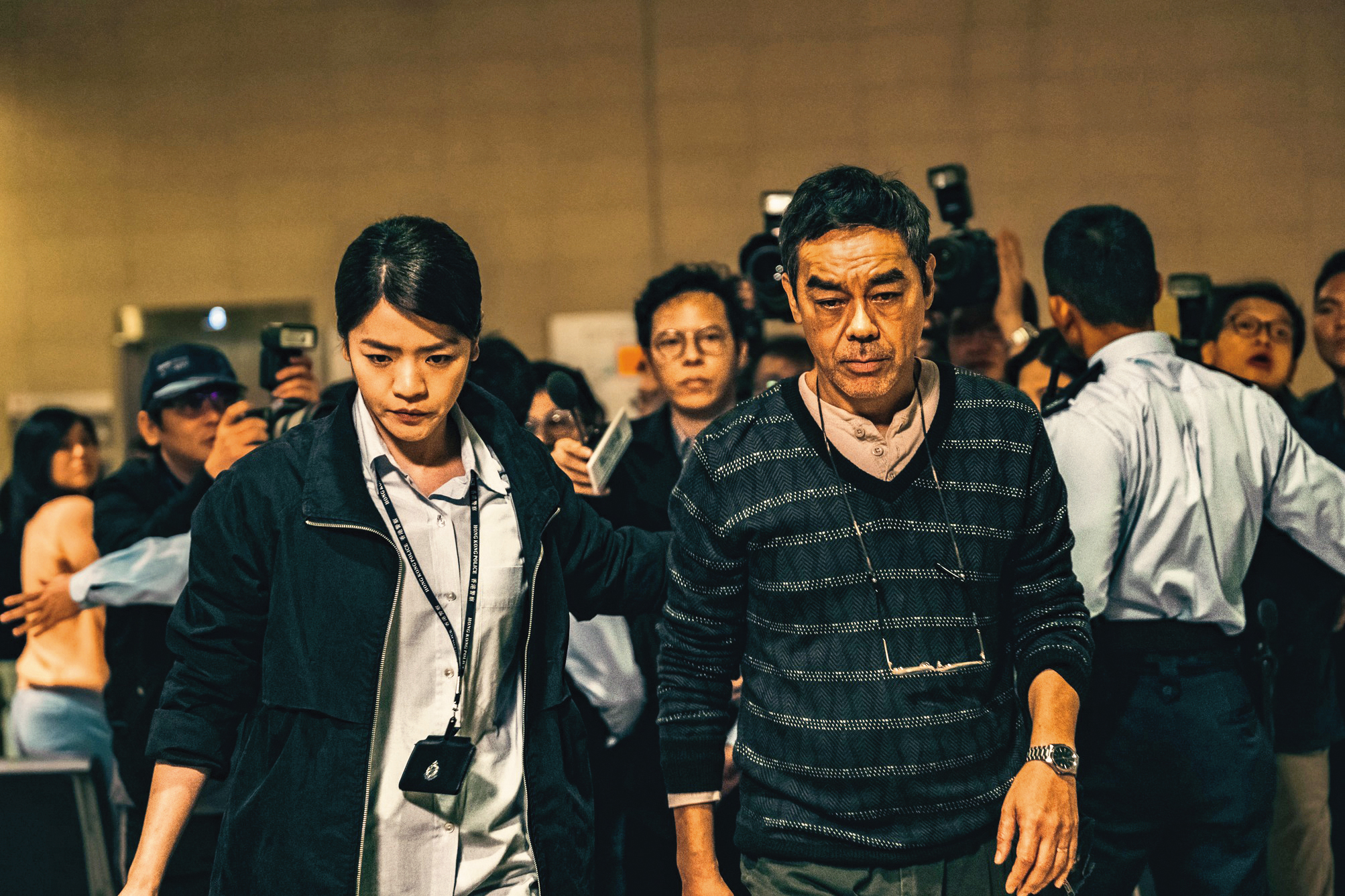 和樂的一家四口在思覺失調的兒子殺了媽媽和妹妹後瓦解，爸爸心碎悲傷且迷惘。（甲上提供）