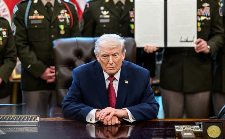 伊朗街頭失控,川普發布「安全警報」緊急撤僑。(翻攝自X/The White House)