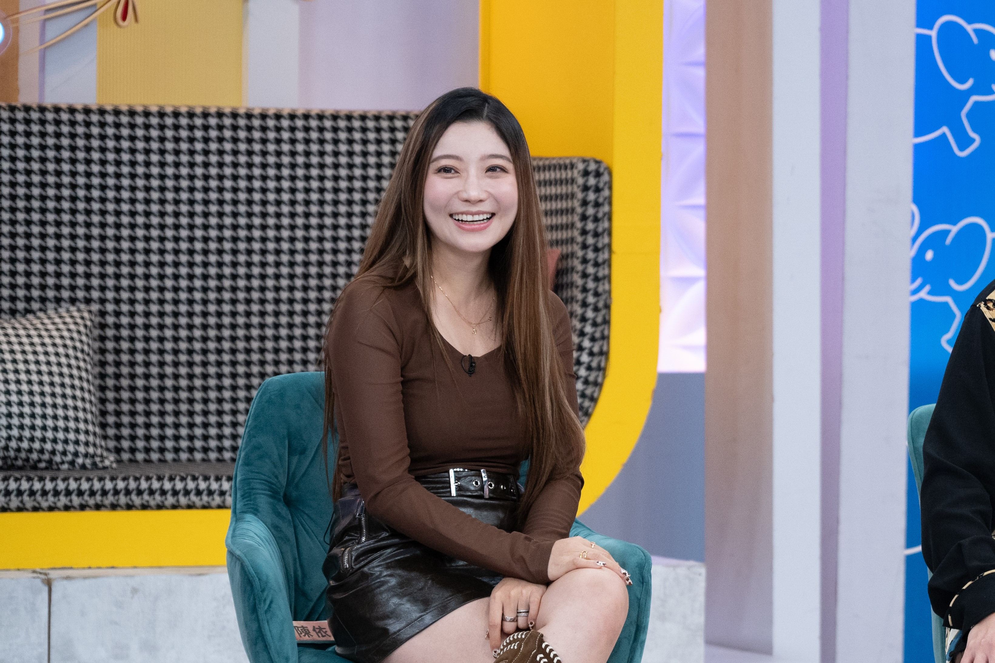 陳依依自曝抓包交往多年男友劈腿實證。（東森提供）