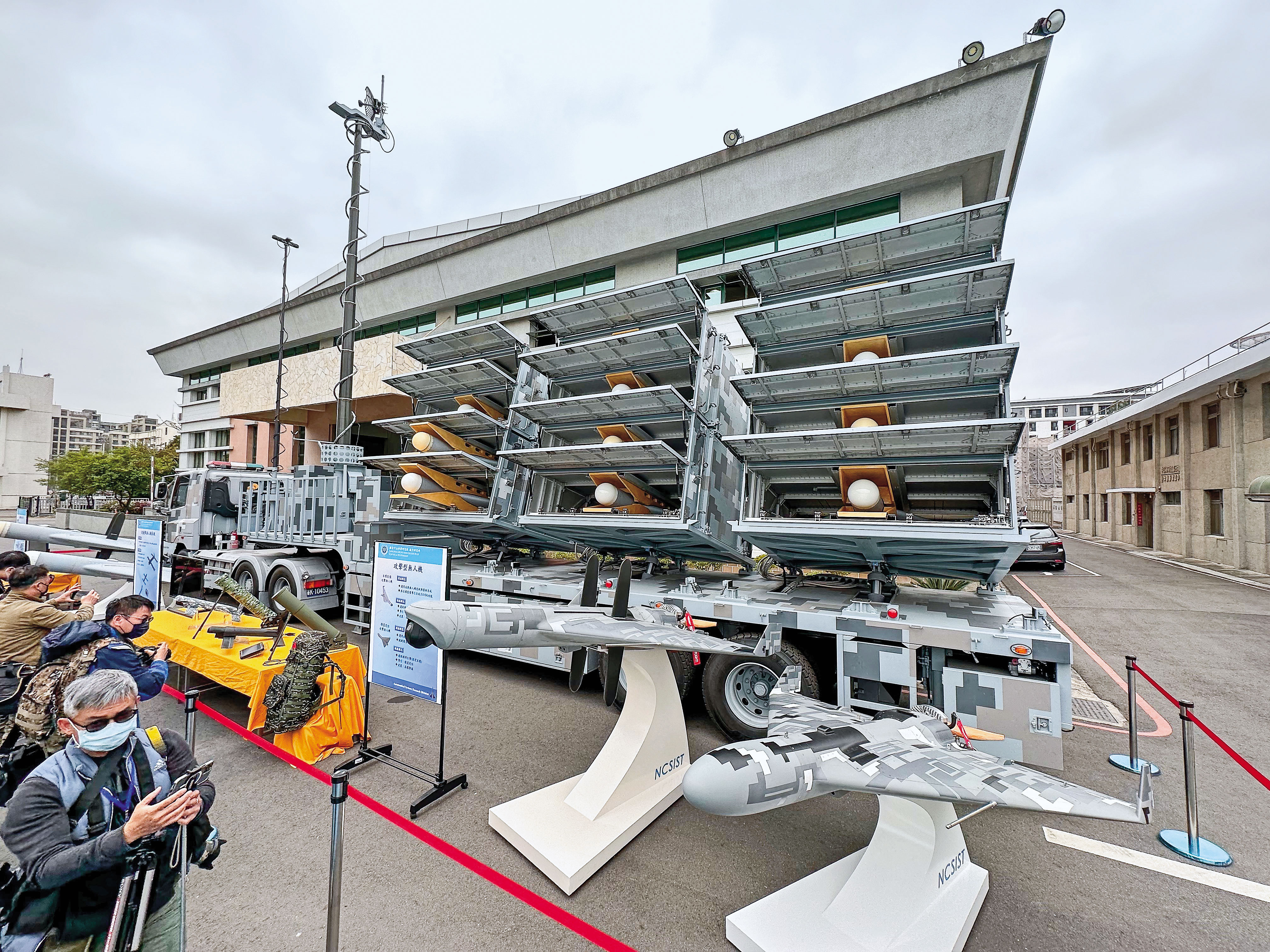 中科院航空所負責國造無人機計畫，卻屢傳遭紅色產業鏈入侵，遭質疑有人謀不臧的問題。