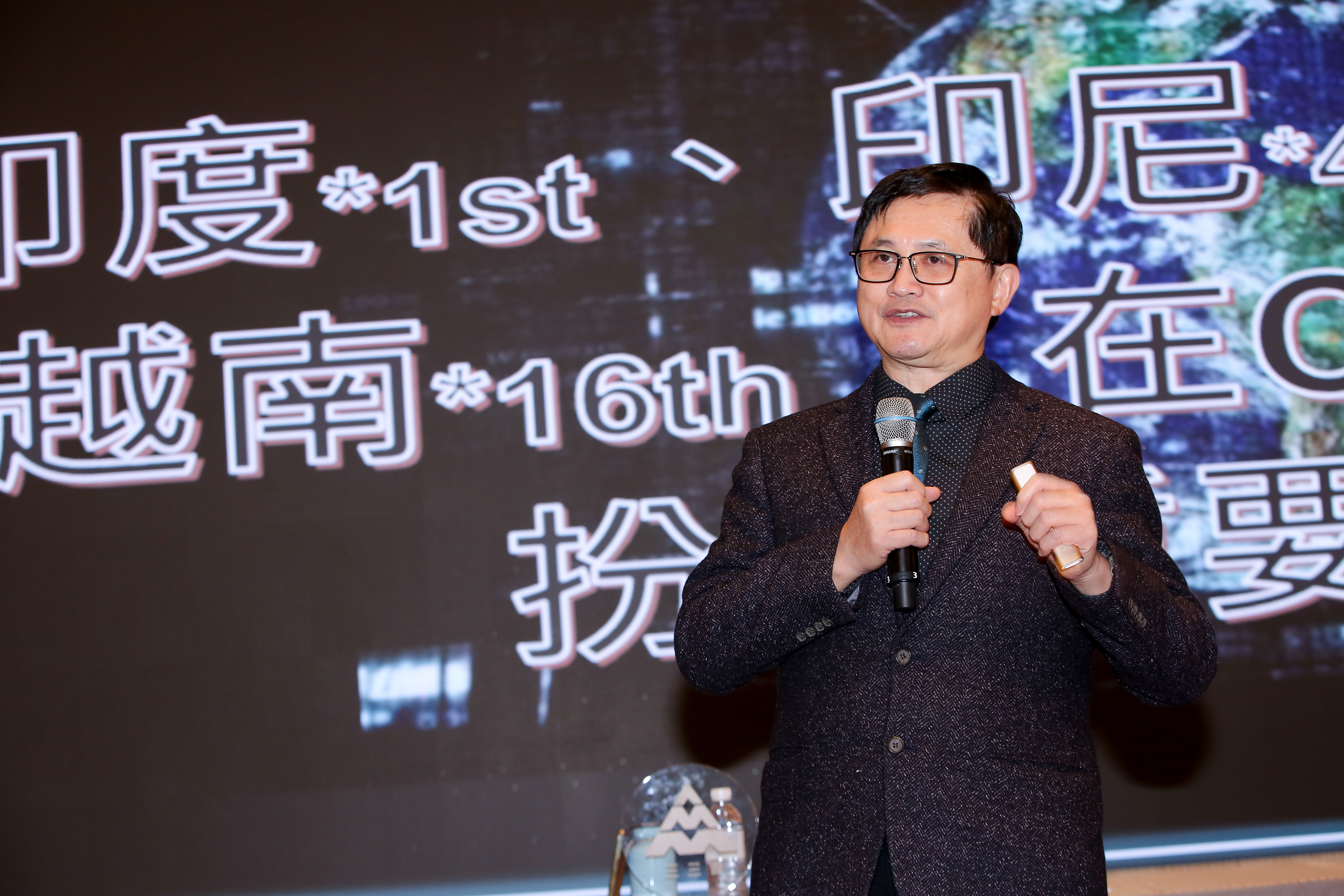 和碩董事長童子賢十分關心台灣減碳與能源議題。