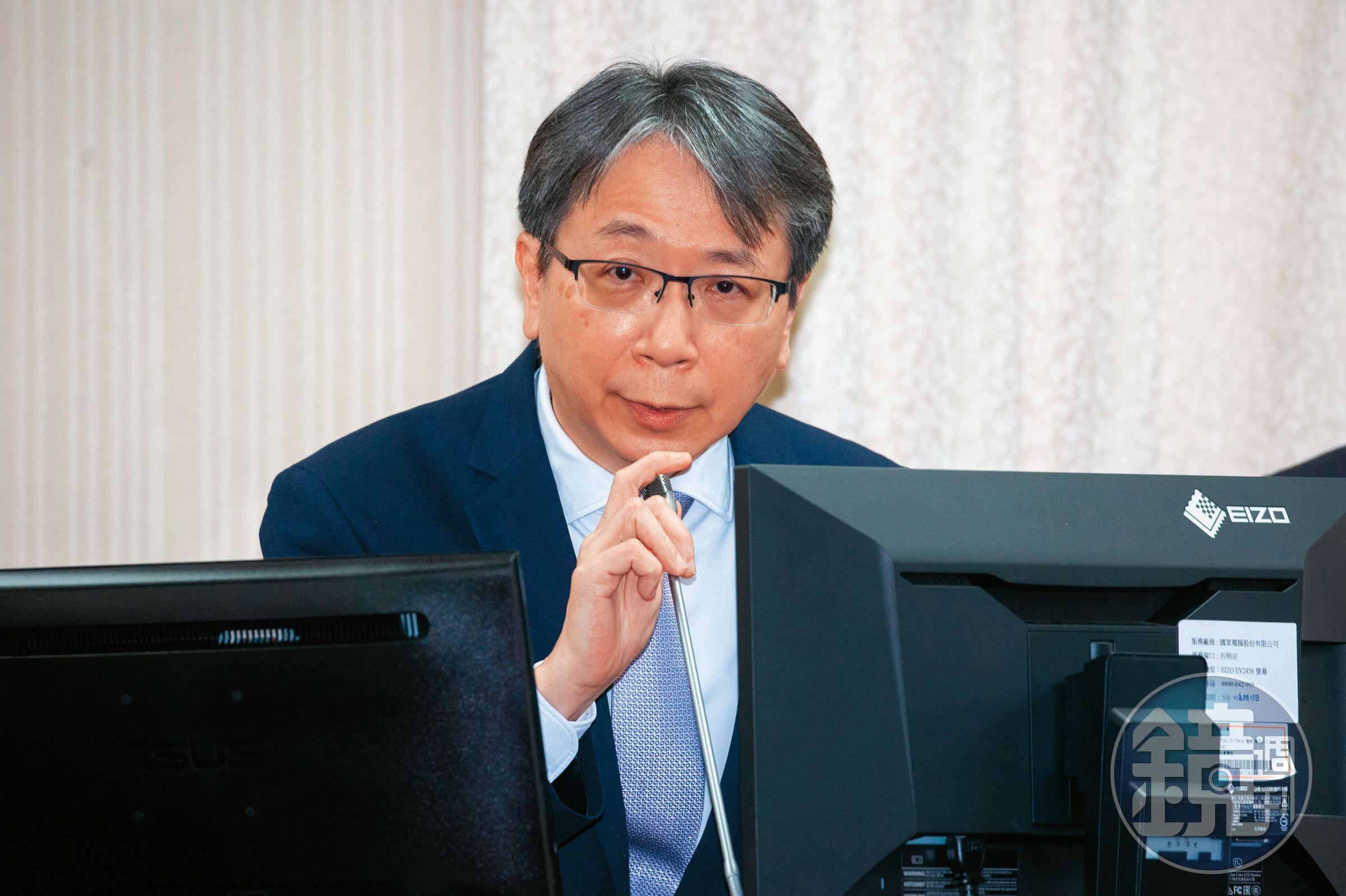 國安局長蔡明彥揭露中國介選新樣態，不但透過影音化假訊息在社群散播，甚至與台灣民調公關公司合作操弄輿論。