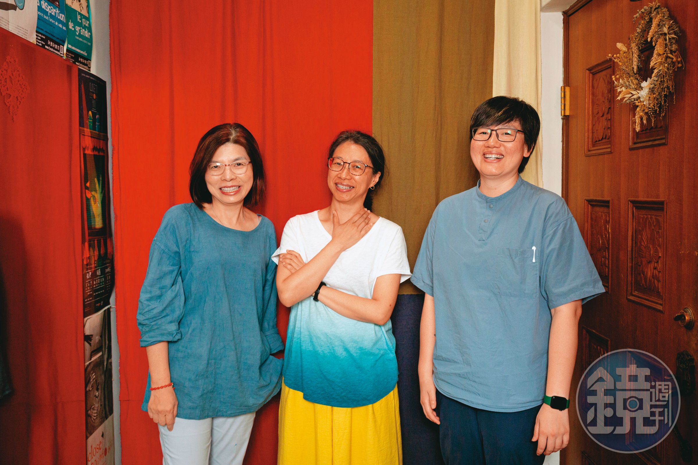 劇作家施如芳（左起）攜手飛人集社劇團導演石佩玉、製作人莊菀萍打造舞台劇。