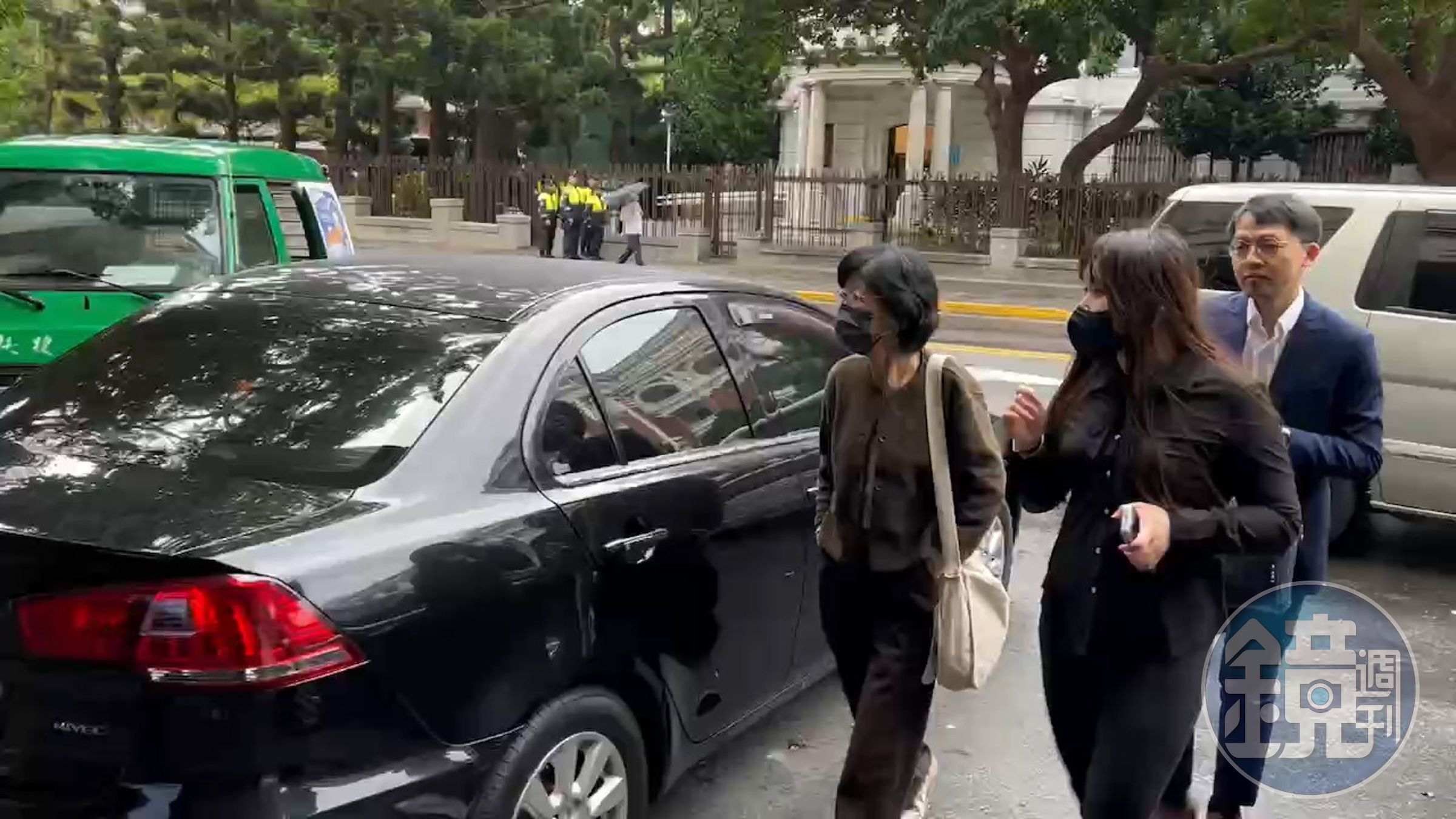 陳佩琪日前赴廉政署接受約談，今她在臉書自曝問話內容。