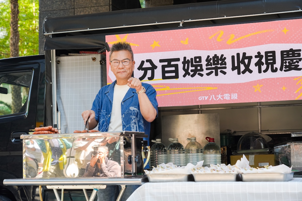 沈玉琳節目《百分百娛樂》慶功。(圖/記者林弘斌攝)
