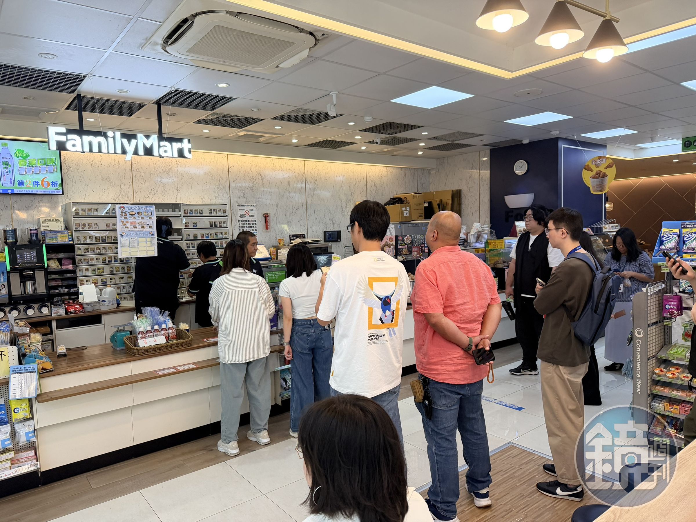 政府審查2年多的加熱菸，今（17日）合法上架販售。讀者提供