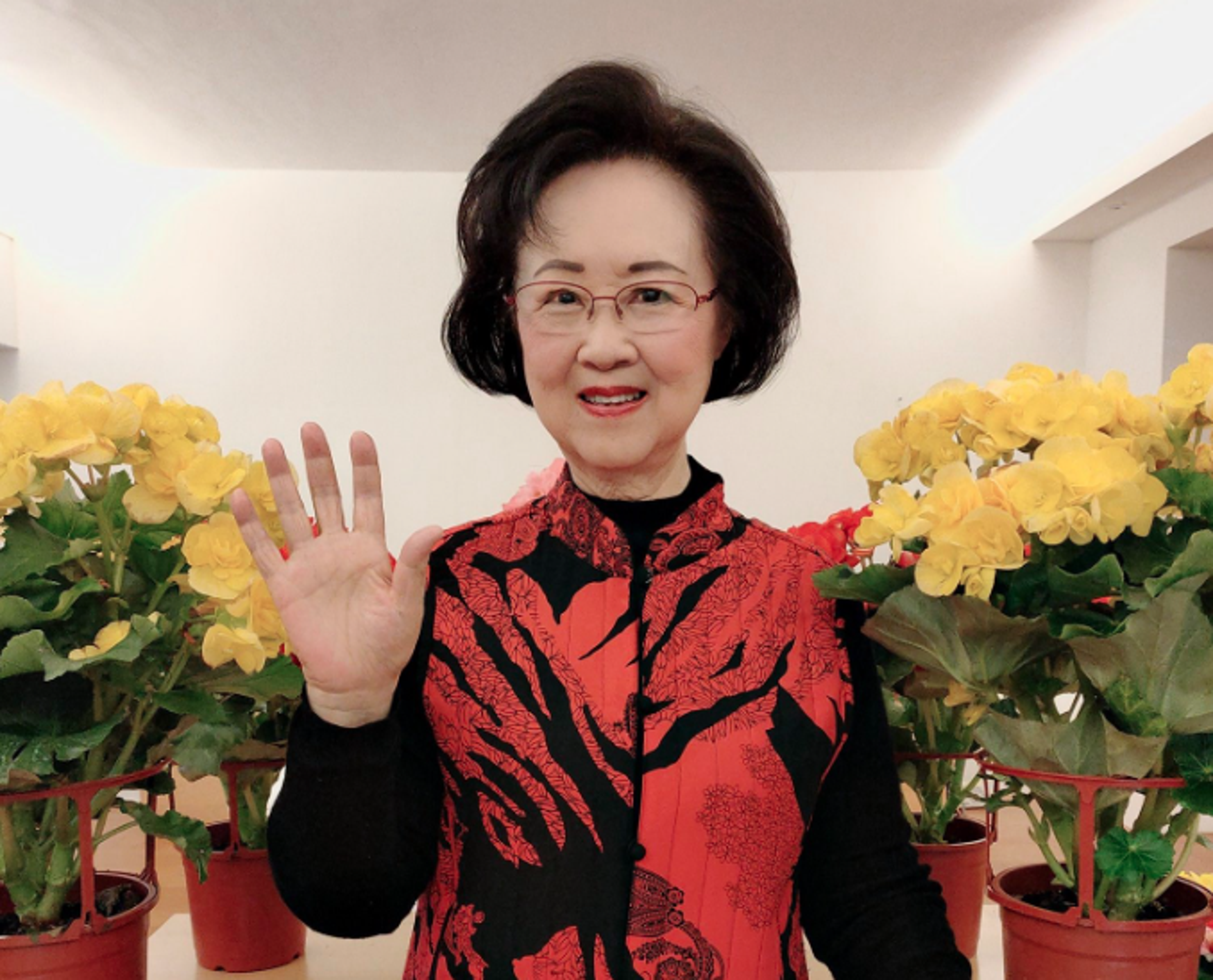 國寶級作家瓊瑤昨(4日)於家中過世,享壽86歲。(翻攝自瓊瑤臉書)