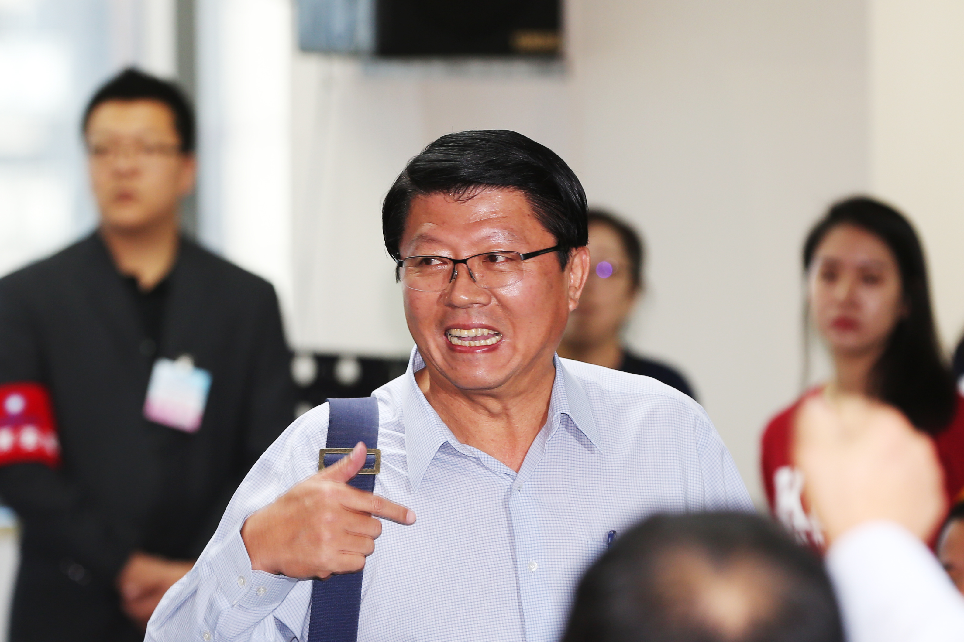 2026台南市長選舉最新民調顯示，國民黨謝龍介民調落後對手陳亭妃23％。（本刊資料照）