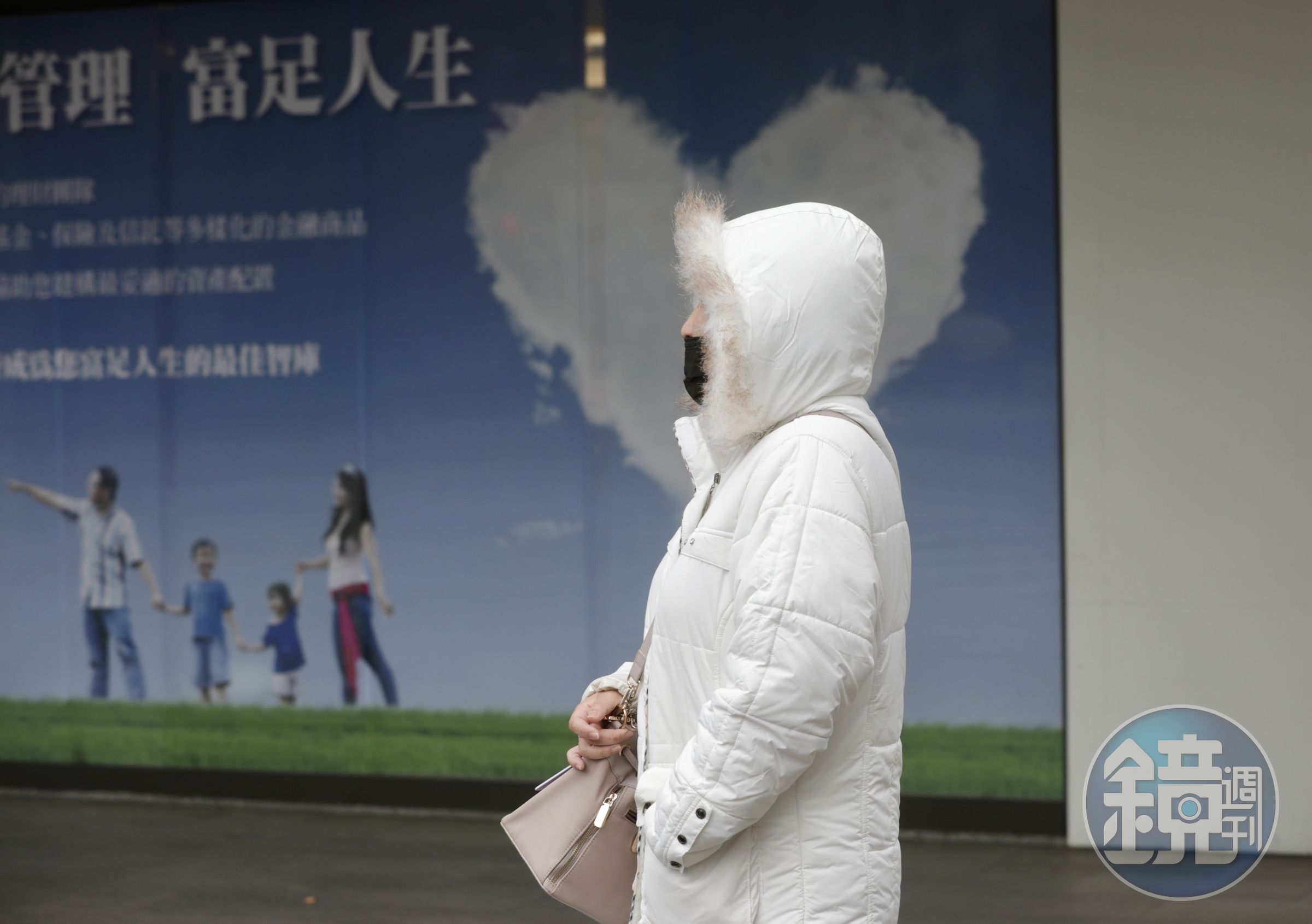 中央氣象署指出，今年入秋最強東北季風將於今日逐漸增強，北部明顯降溫。