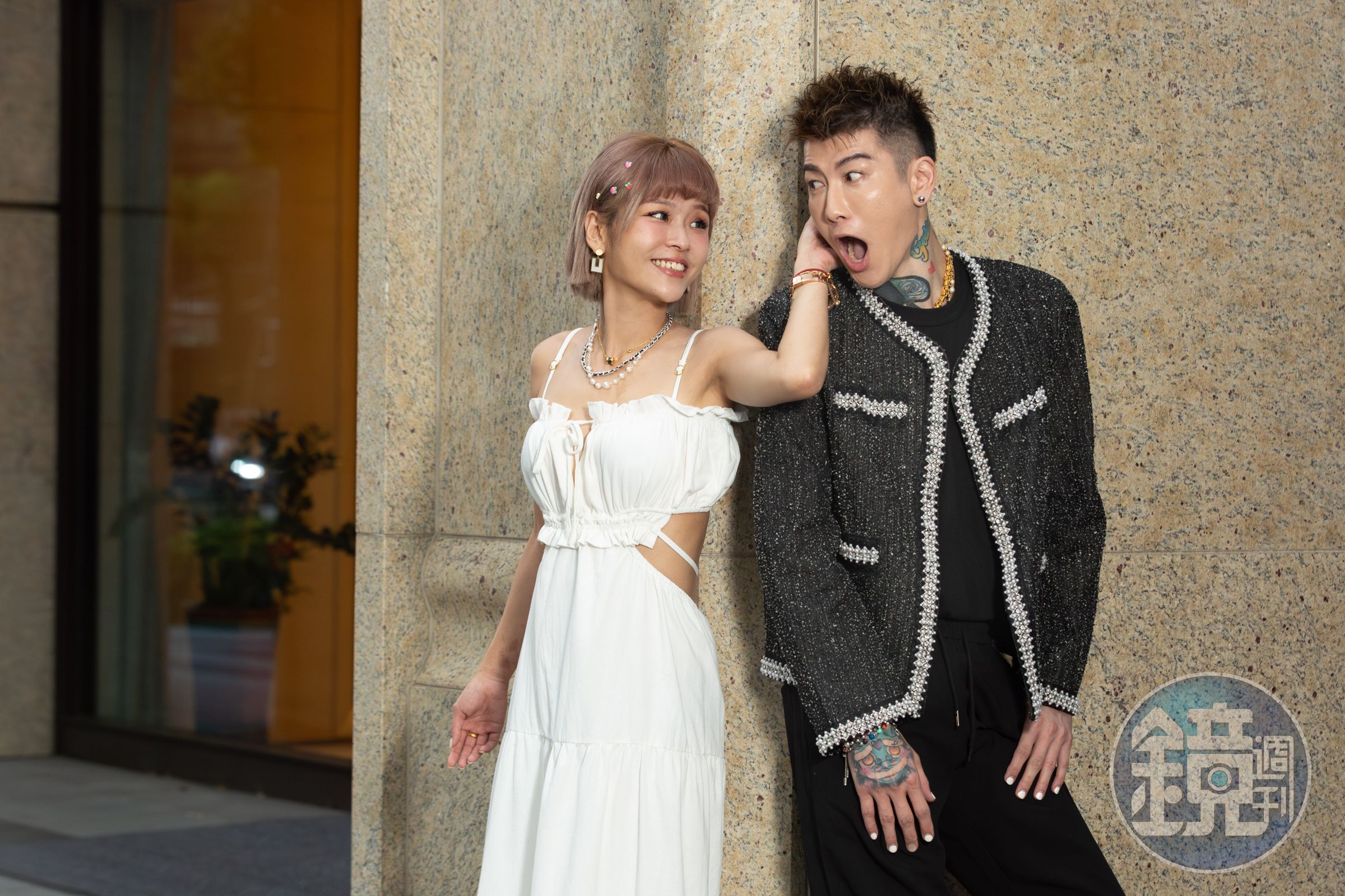 丟丟妹和男友Tommy正熱戀時期，卻被告誡不能結婚。