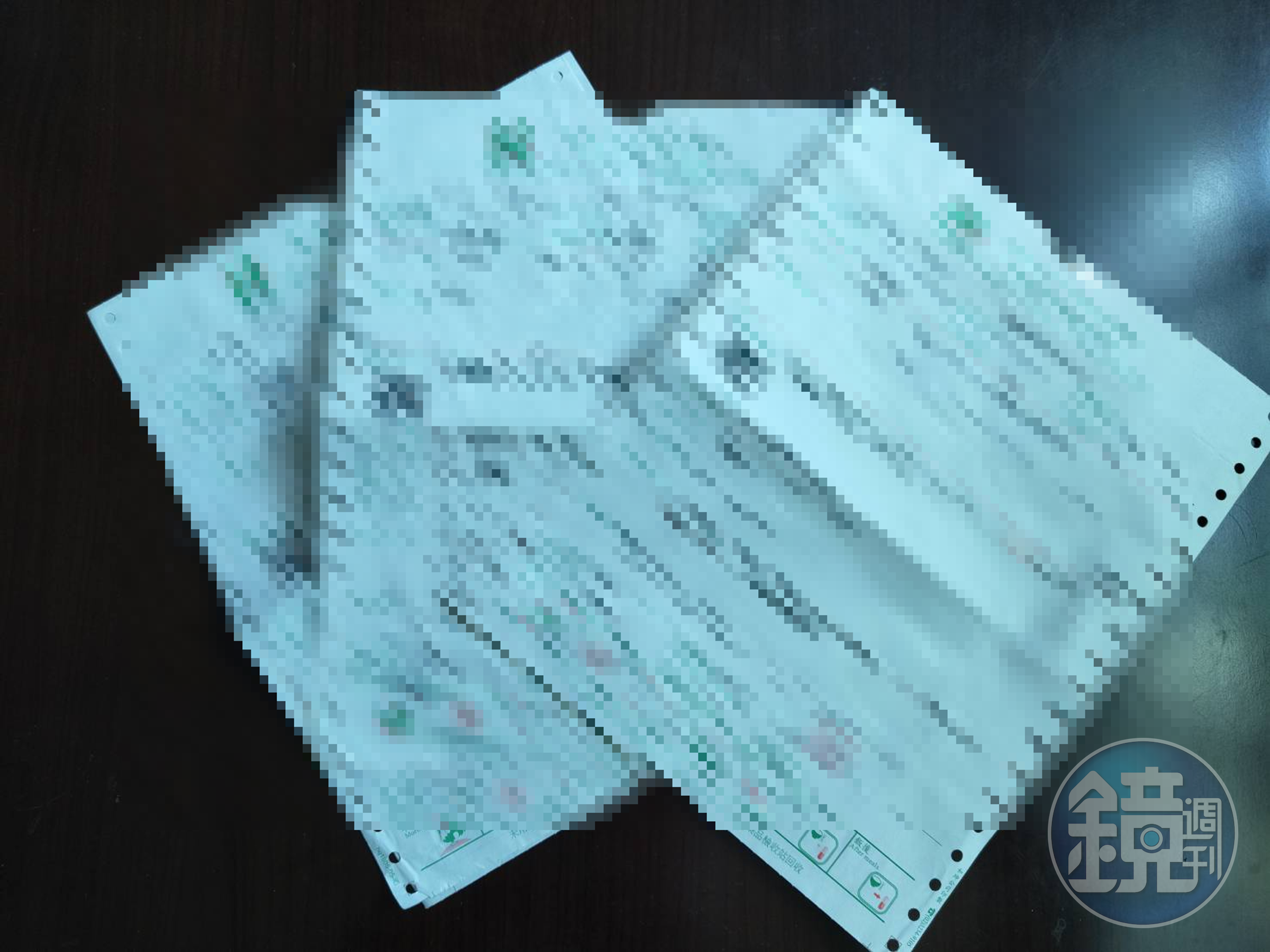 A同學母親表示,女兒身心受創,至今都要看身心科,但加害者並未道歉,更質疑校方失職輕放。