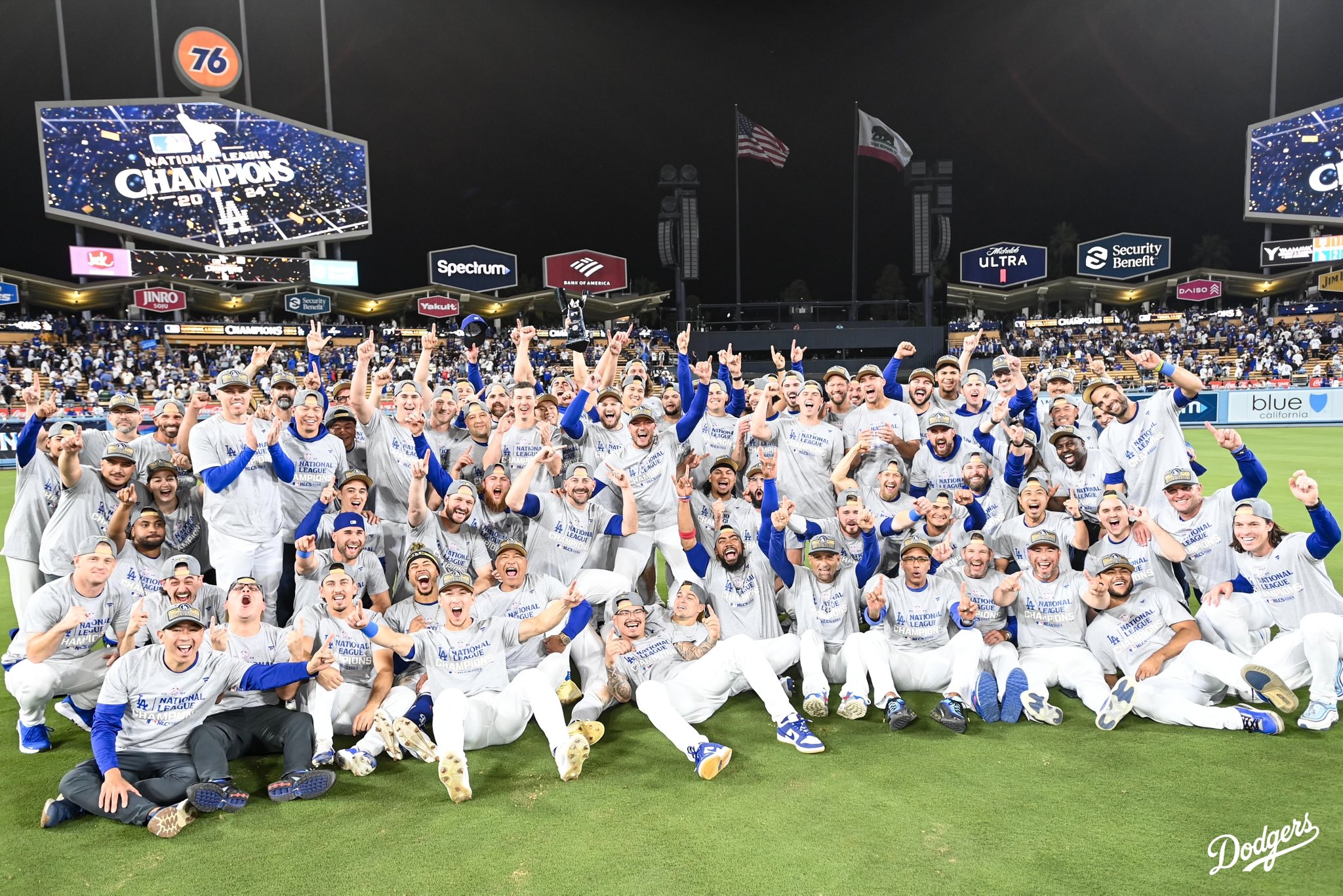 道奇隊拿下國聯冠軍，時隔43年將再度與洋基隊在世界大賽碰頭。（翻攝自X @Dodgers）