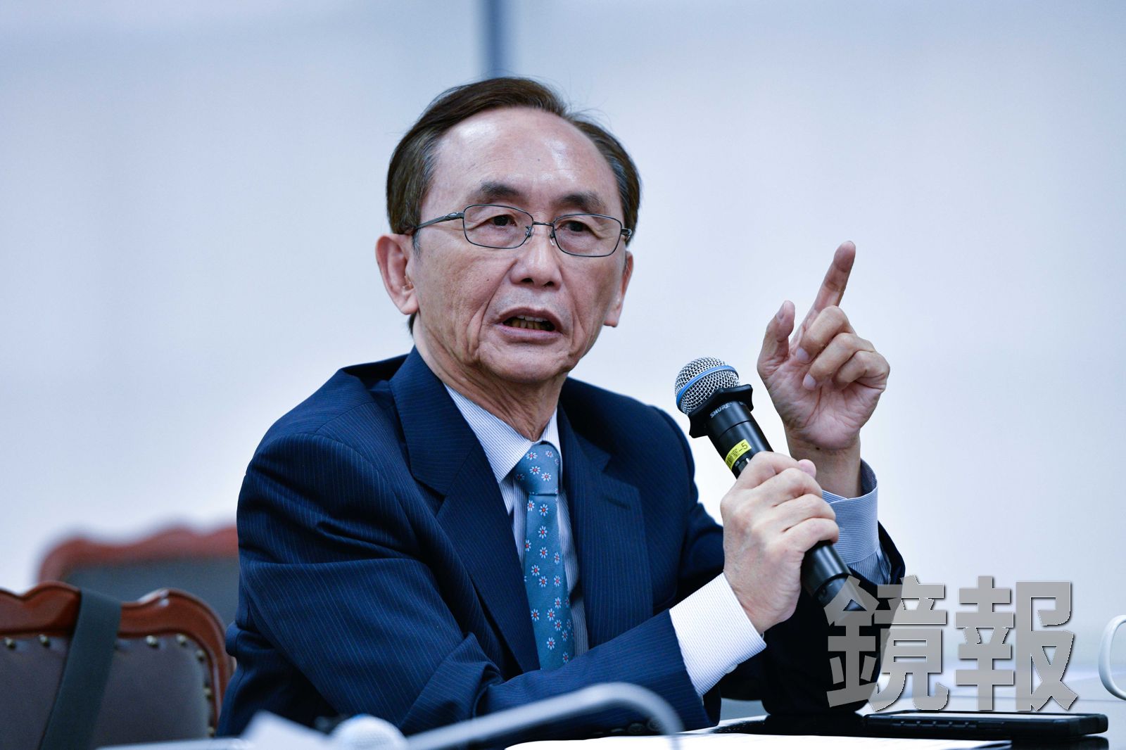 遭控發黑函涉違反選罷法 《美麗島電子報》吳子嘉住處、辦公室遭搜索