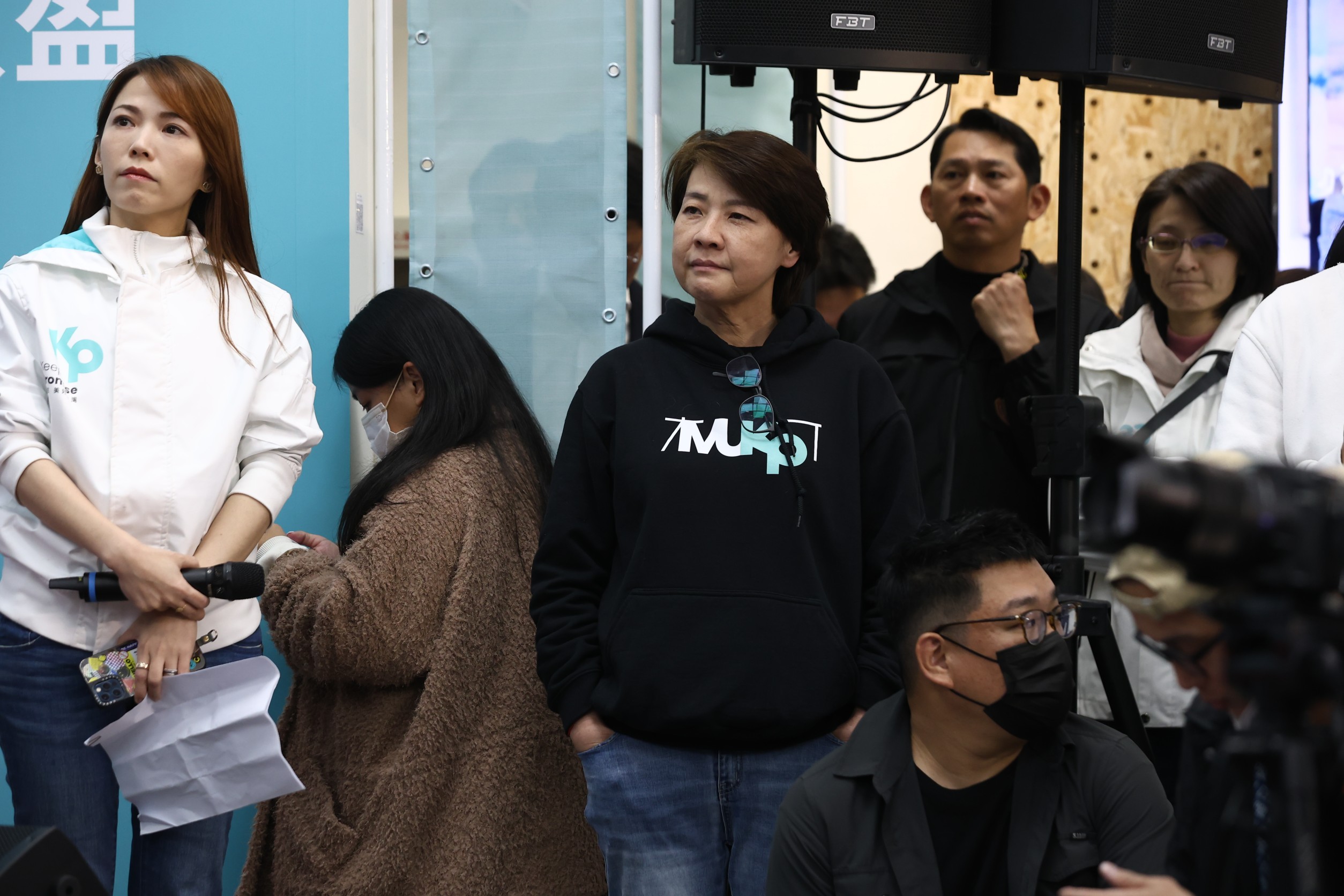謝立功曾對黨內放話，若柯文哲的總統選票沒有拿到第二名，競選總幹事黃珊珊應該主動請辭不分區立委。