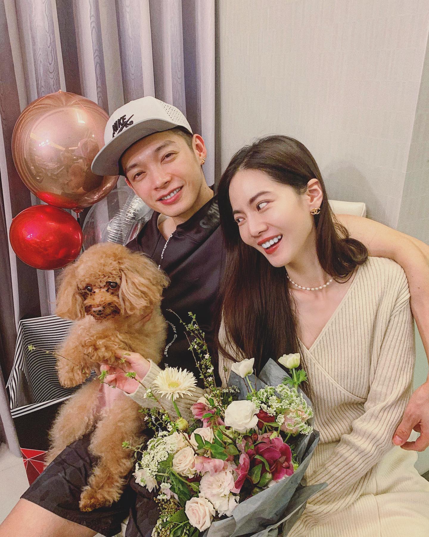 曾之喬與辰亦儒一度分手後復合,2020年兩人宣布結婚。(翻攝自曾之喬臉書)