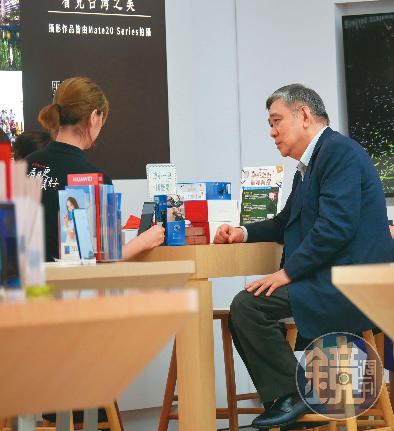 「安靜氣質超耐看」20歲女友身分曝光　王文洋帶回家與親友互動佳