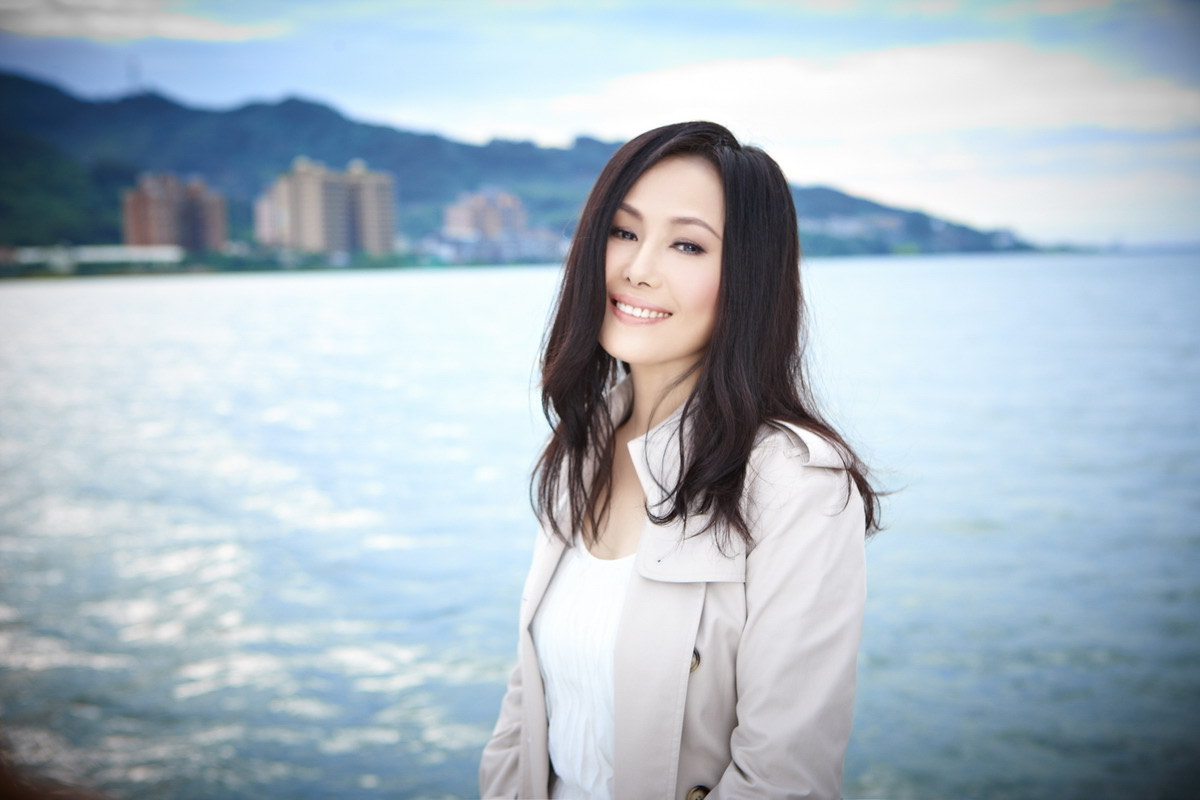 江蕙委託經紀團隊捐出善款1,000萬元給「財團法人賑災基金會」。（江蕙經紀團隊提供）