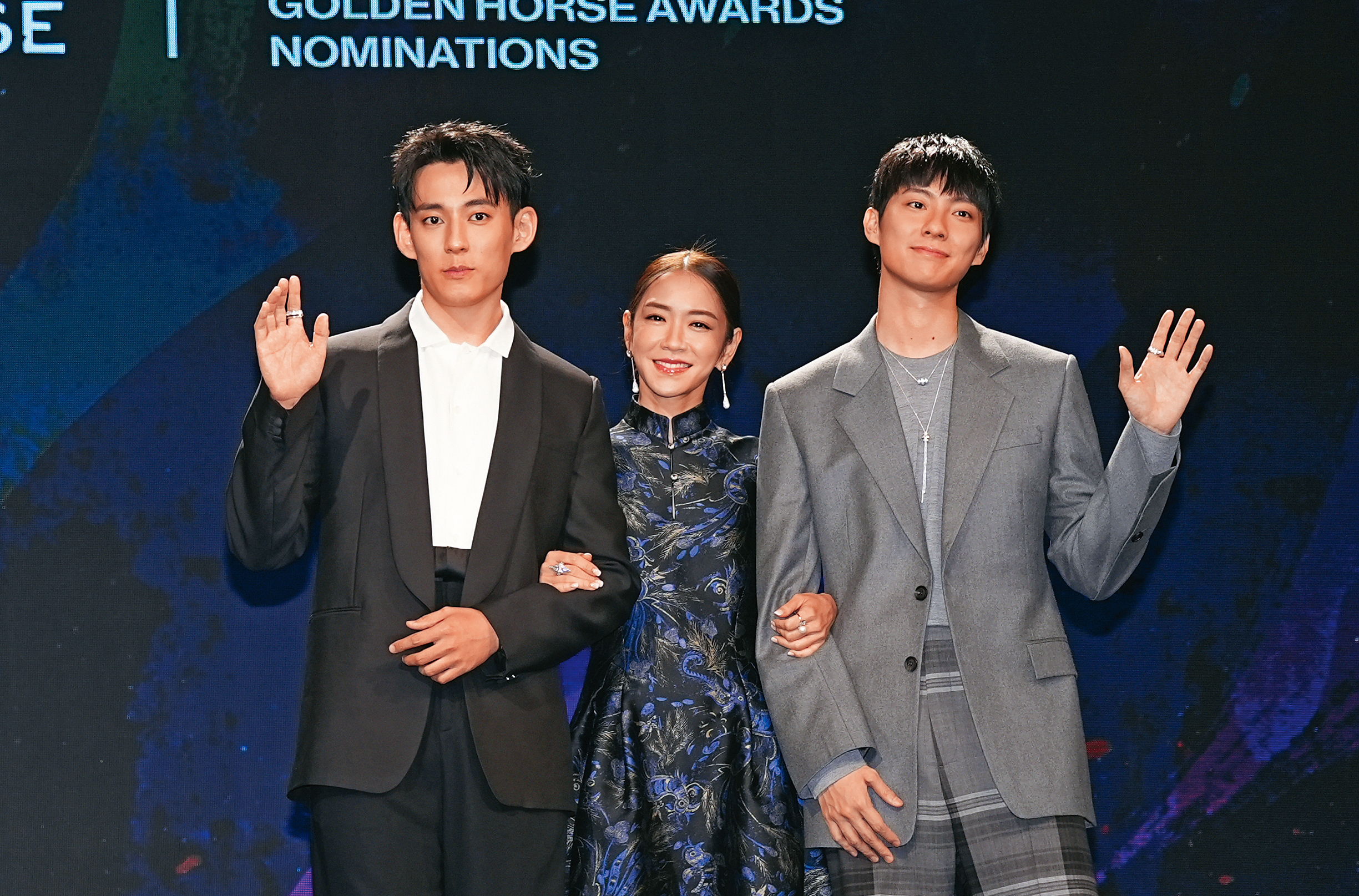 徐鈞浩（左）、彭千祐（右）這「左右為男」的畫面太賞心悅目了～楊千霈（中）給我走開。（推）