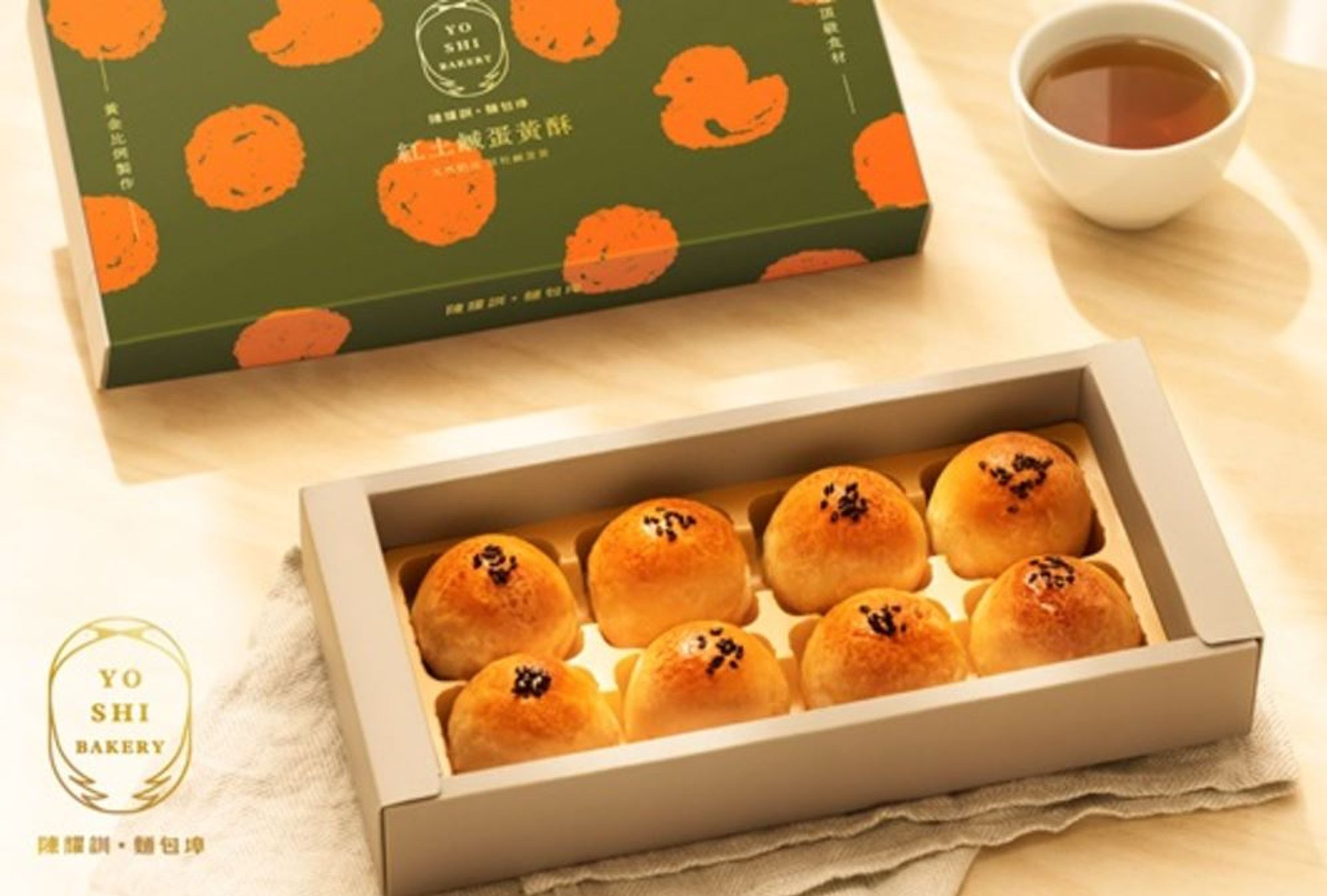陳耀訓蛋黃酥釋出農曆新年紅土蛋黃酥禮盒預購訂單。（翻攝自拓元售票系統網站）