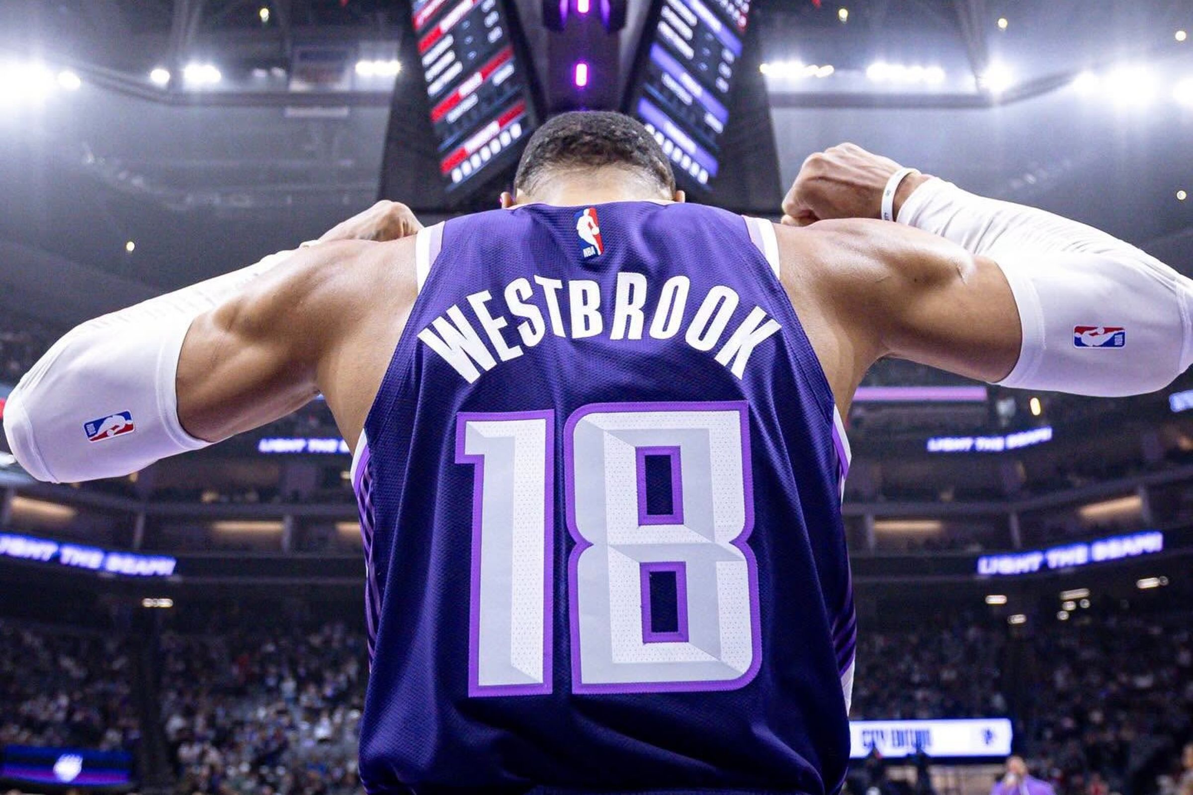 衛斯布魯克宣布高掛球衣。(翻攝自FB@Sacramento Kings)