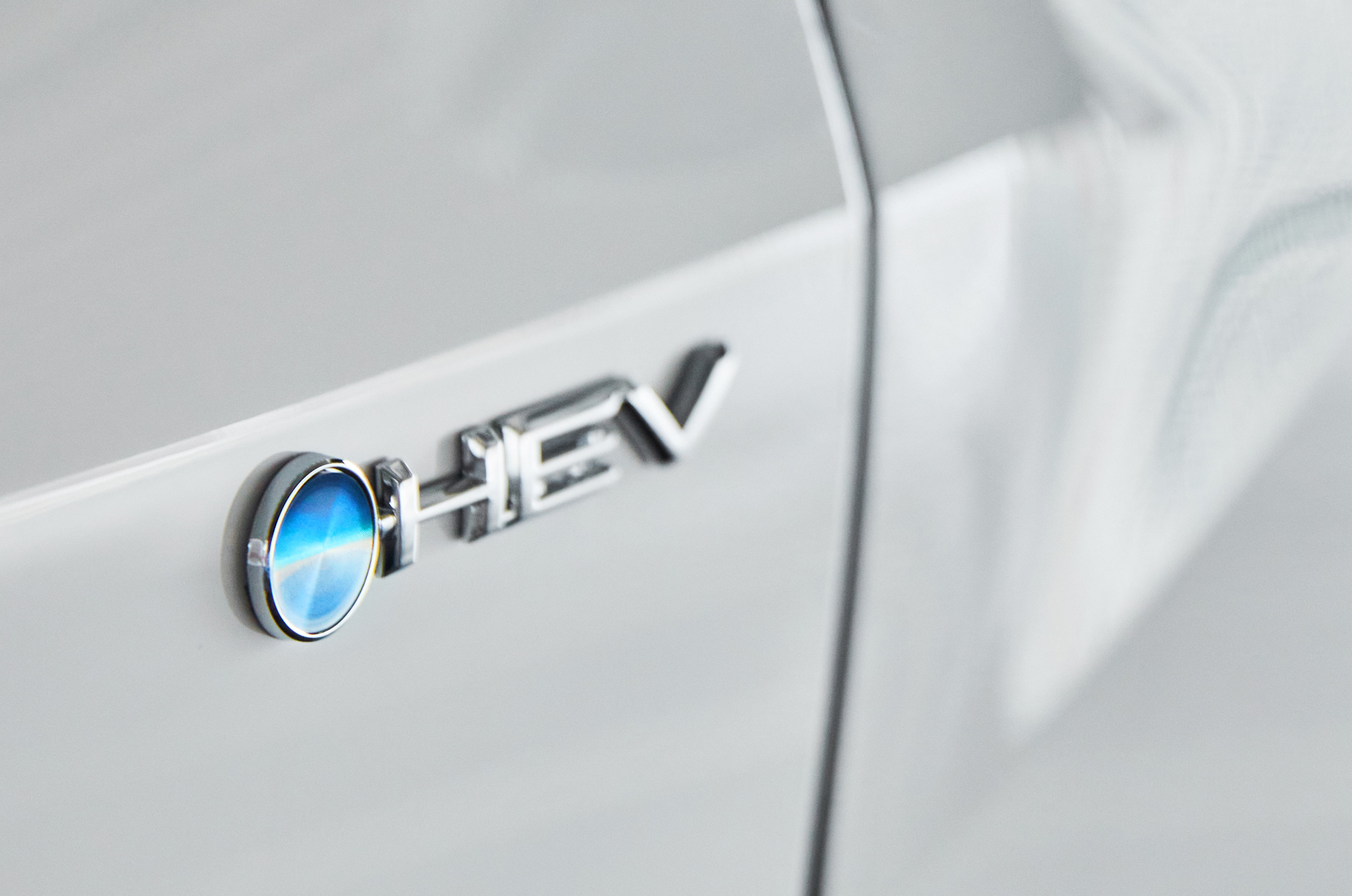 【鏡車專題】能源轉型下的新博弈！油電與氫能的逆襲