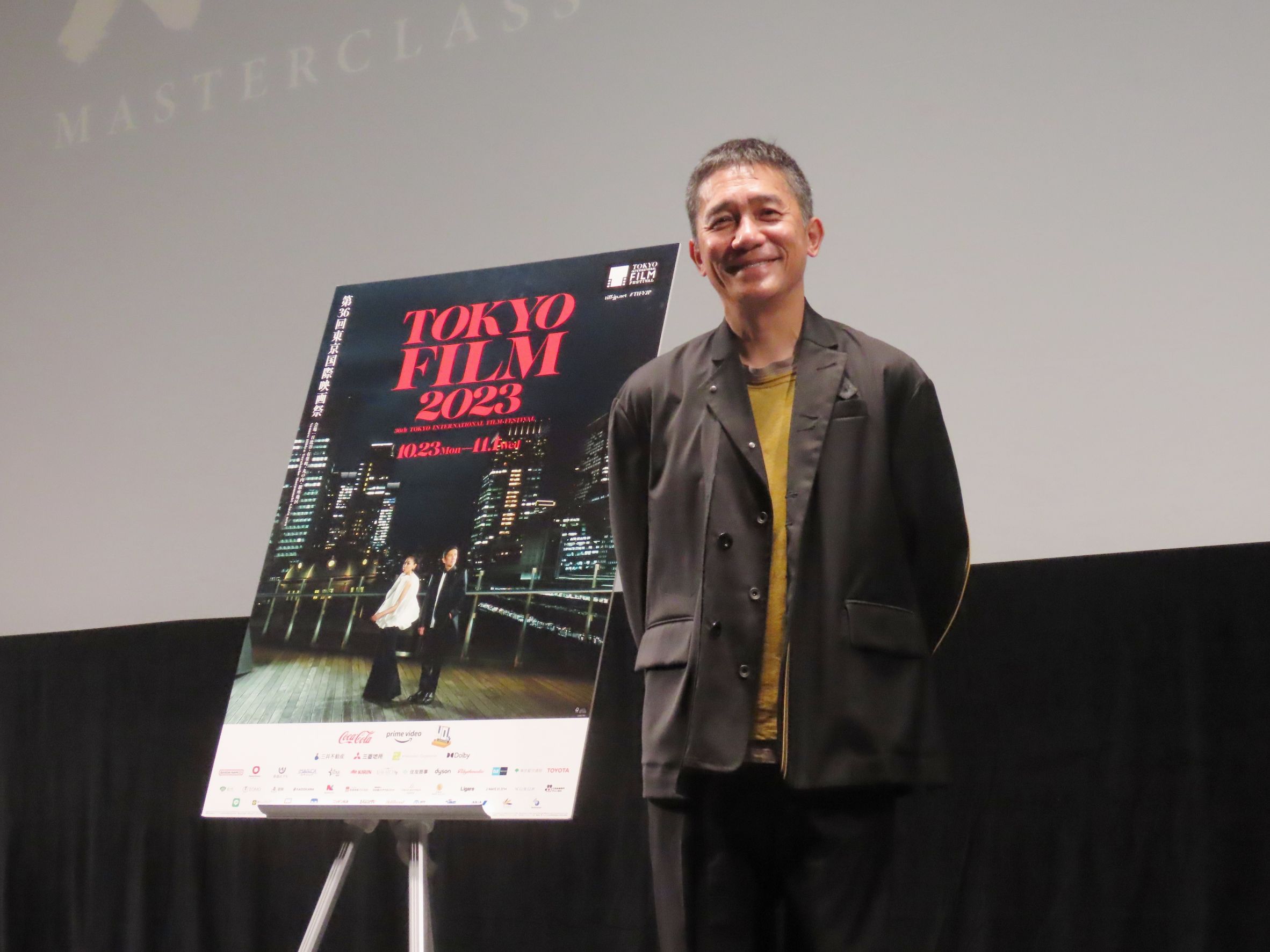 梁朝偉現身第36屆東京國際影展舉辦大師課，吸引逾800名影迷朝聖。