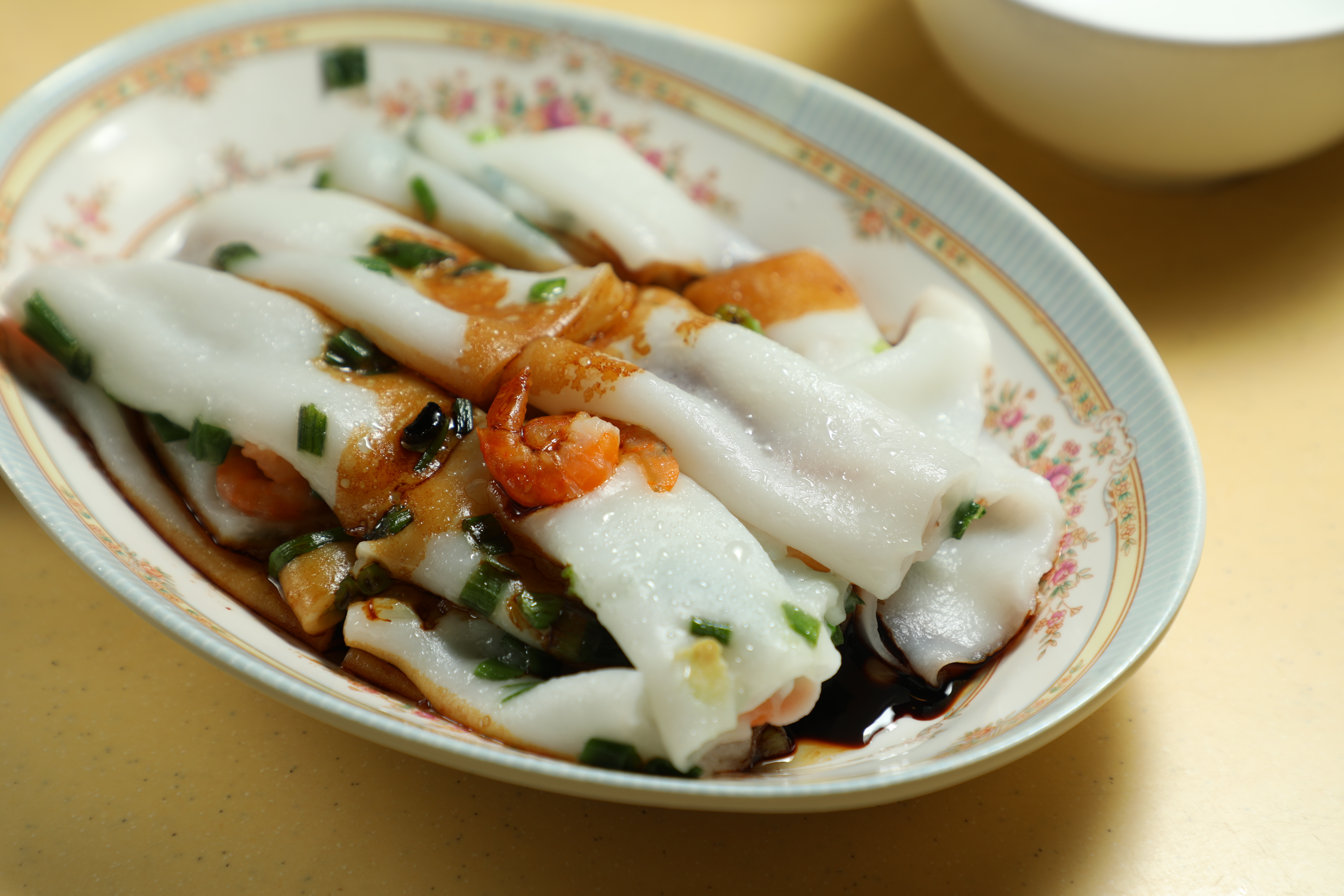 「蝦米腸粉」的蝦米非常提味，讓清淡的腸粉也變得鮮美。（港幣19元／份）