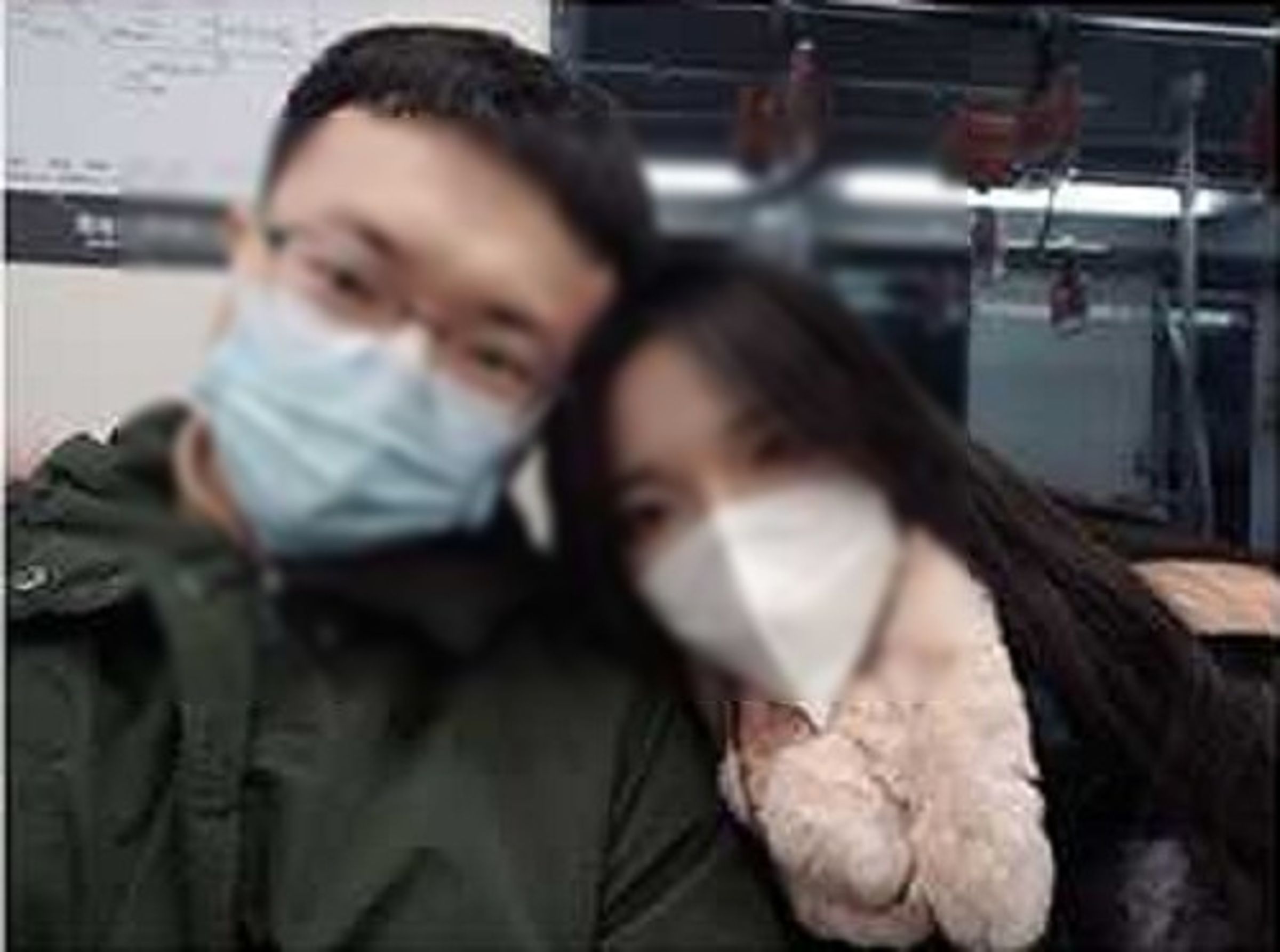 正妹一口氣「4人運動」狂劈腿,綠帽男友崩潰製63頁PPT爆料!大曝淫穢內容。(翻自《91吃瓜中心》)