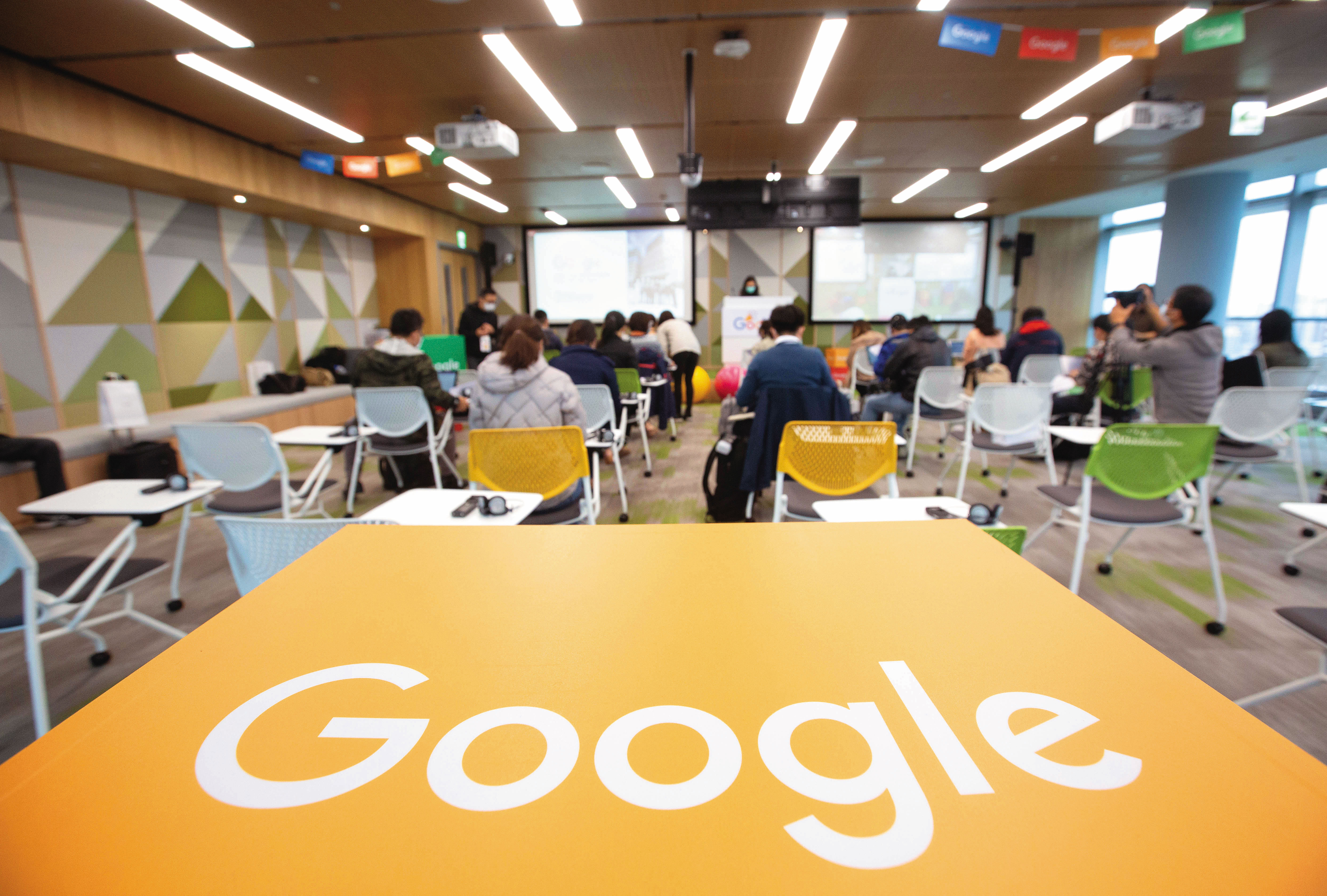 Google因反壟斷訴訟股價受壓抑,施雅棠看好公司補漲行情加碼。