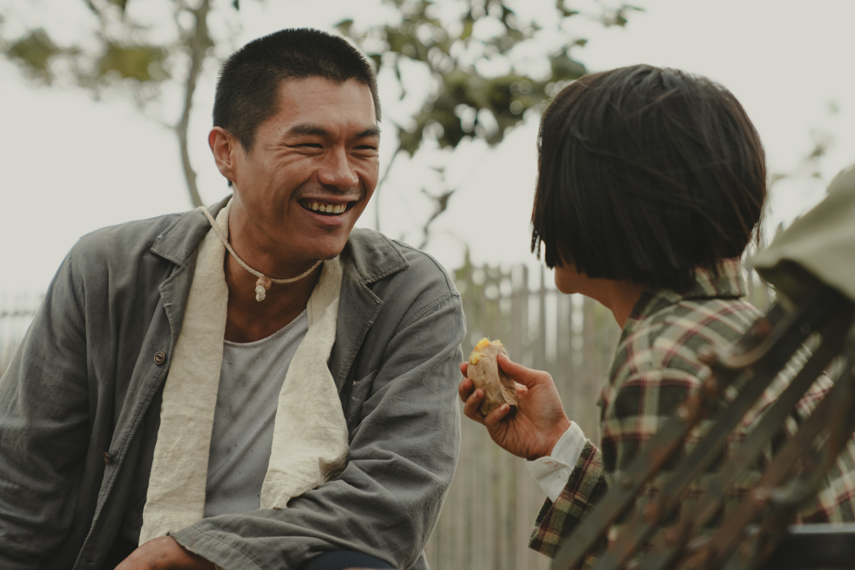 香港的新生代演員柯煒林（左），7月傳出罹患肺腺癌第4期，所幸電影《大濛》入圍。（金馬獎執委會提供）