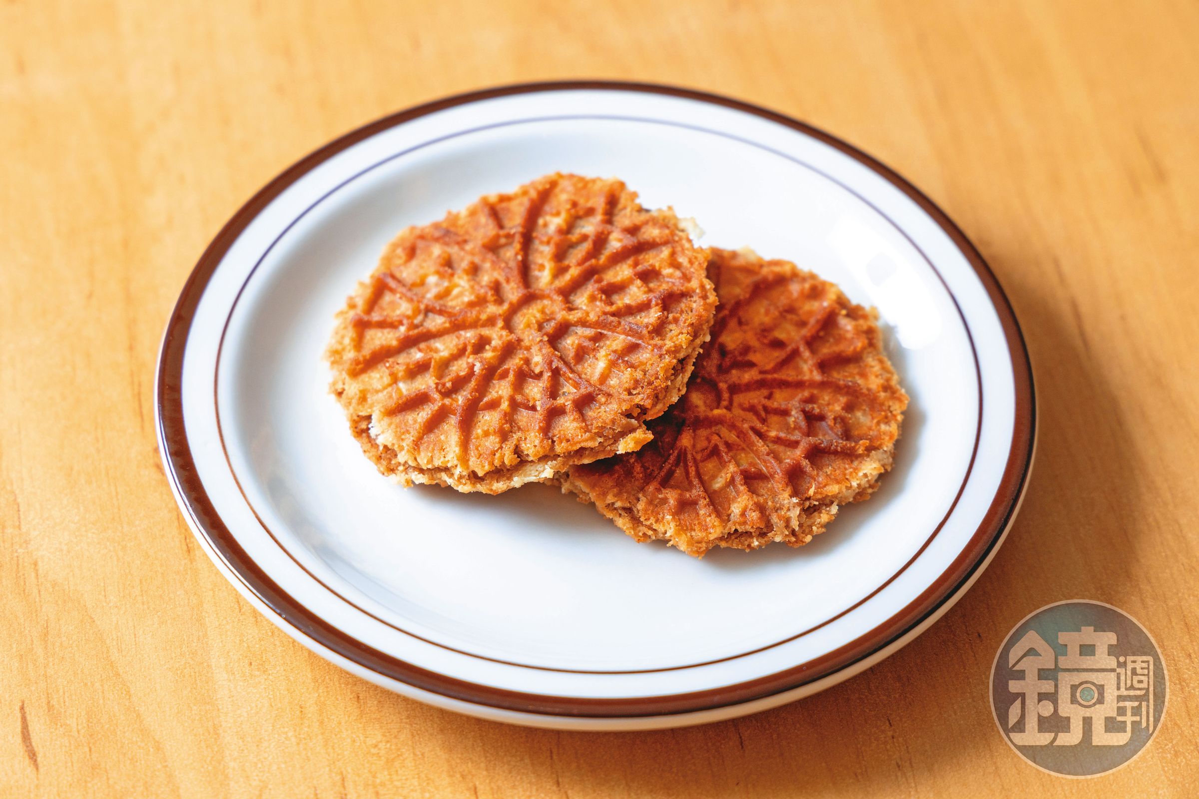 老威咖啡的熱食、糕點,均由老威手作,連餅乾也不例外。(荷蘭餅50元/份)