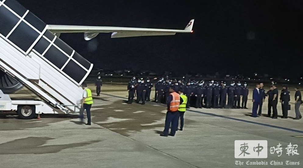 柬埔寨官方將台籍電信詐騙嫌疑人「送中」。（翻攝自柬中時報官網）