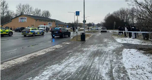 瑞典中部城市發生有史以來最嚴重槍擊案，警方抵達後當場與槍手交火。（翻攝自Expressen）