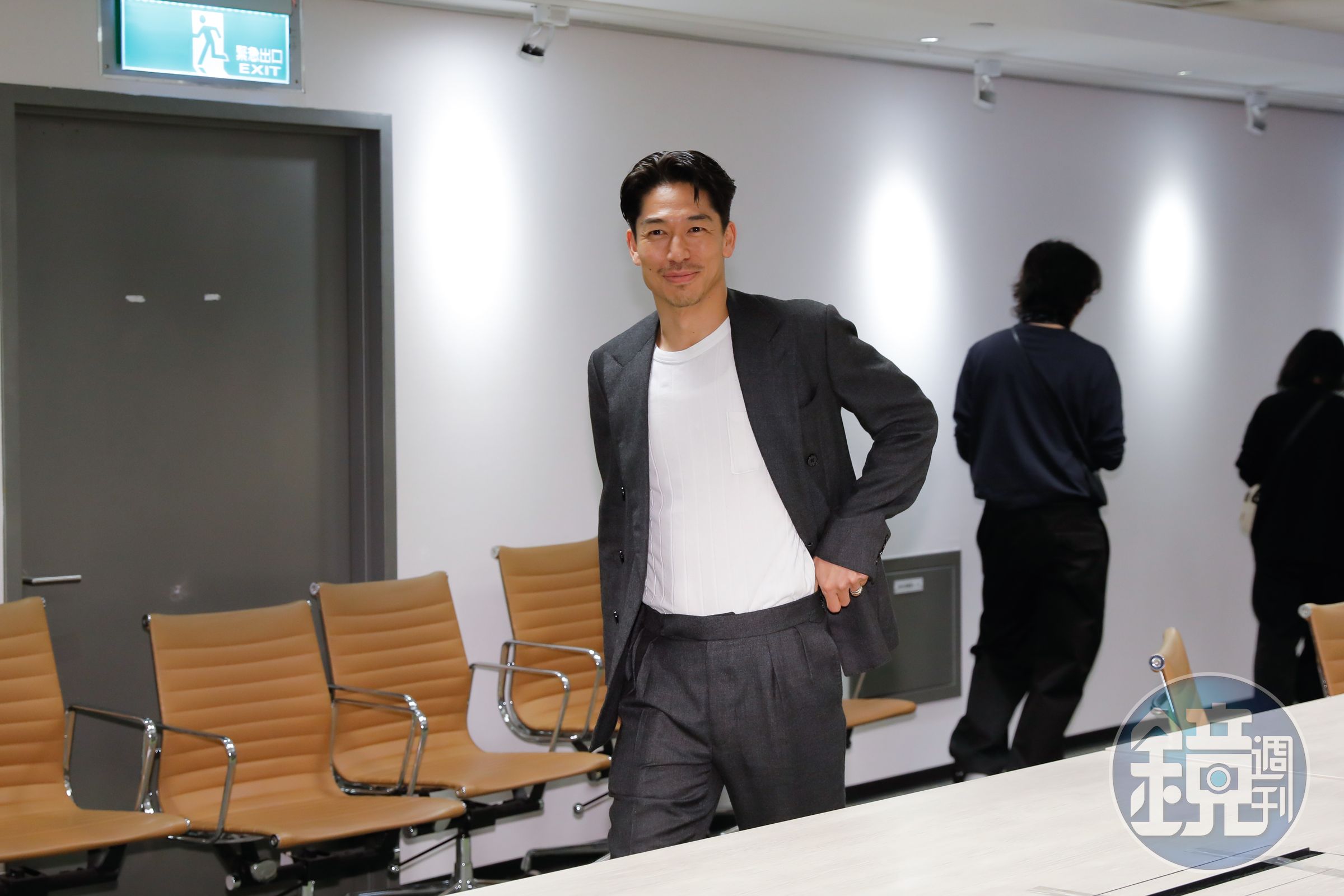 AKIRA突然現身八木勇征聯訪現場,讓大家嚇一跳。