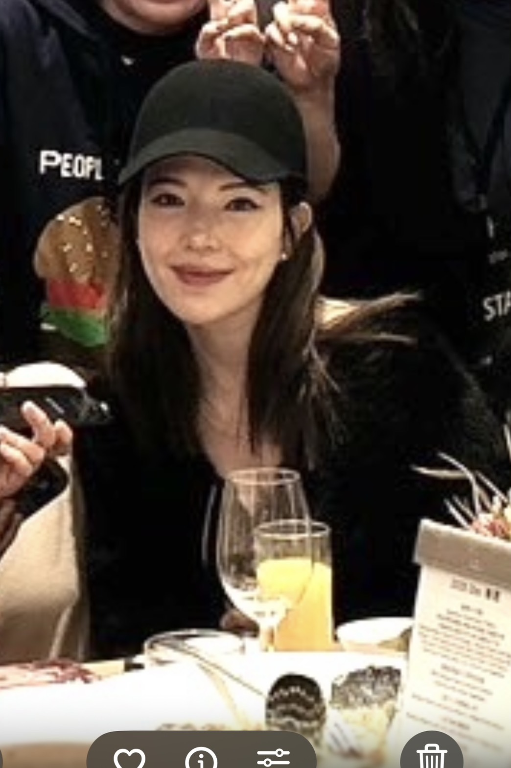 許瑋甯今年2月參加春酒時身邊有邱澤護花。(資料照)