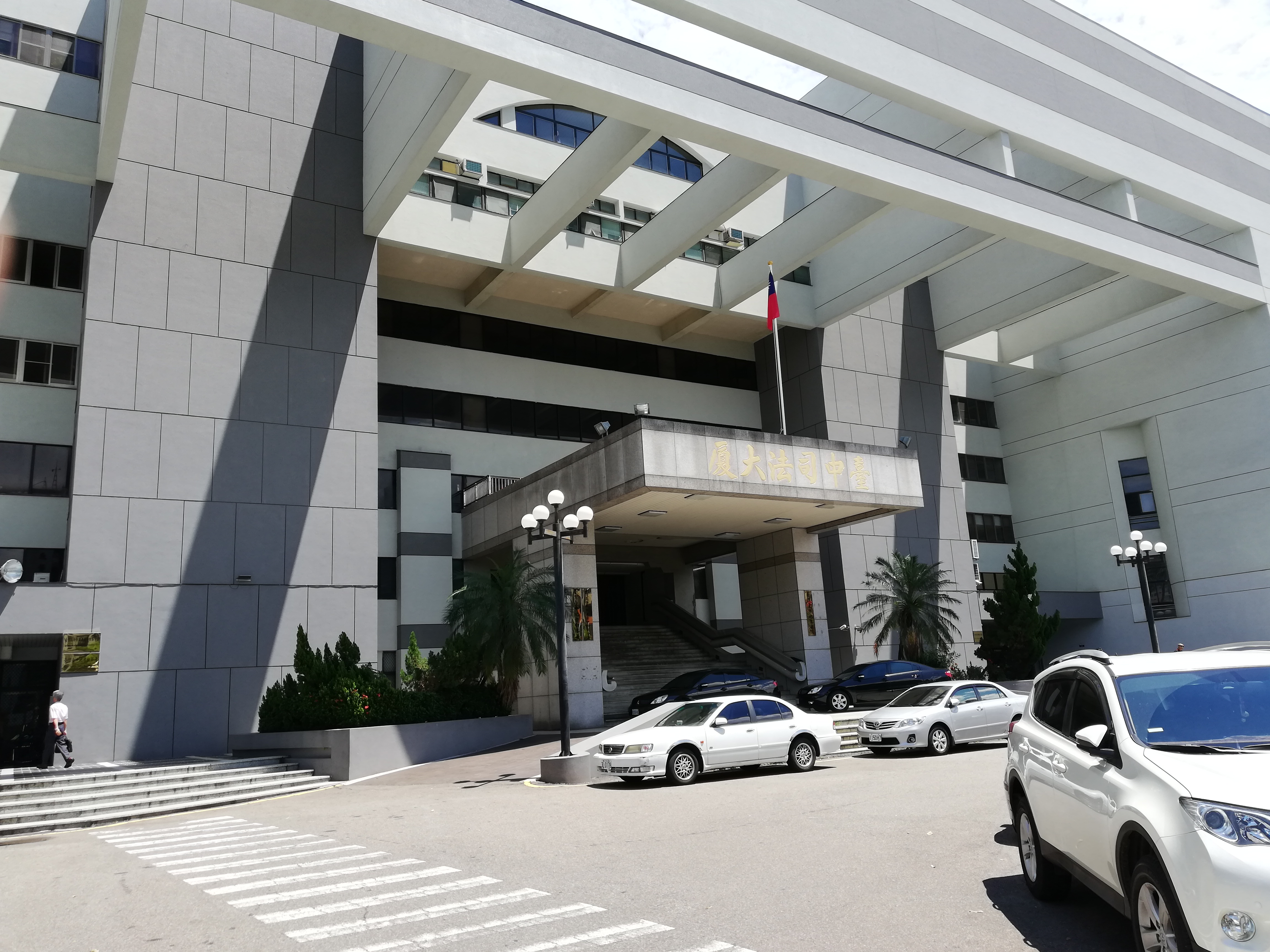 民眾辱罵議員X你娘，台中地院法官判決無罪。（資料照片）