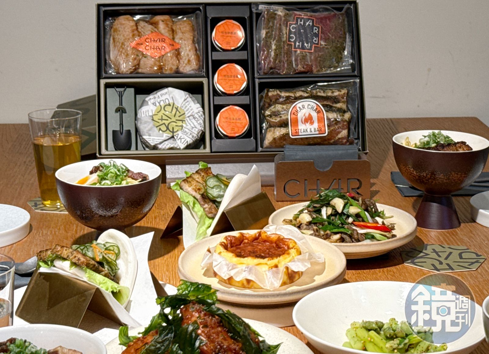 兩人烤肉也要有儀式感!「CHAR CHAR中秋禮盒」3種肉加煙燻巴斯克蛋糕 備料15分鐘就可澎湃開吃