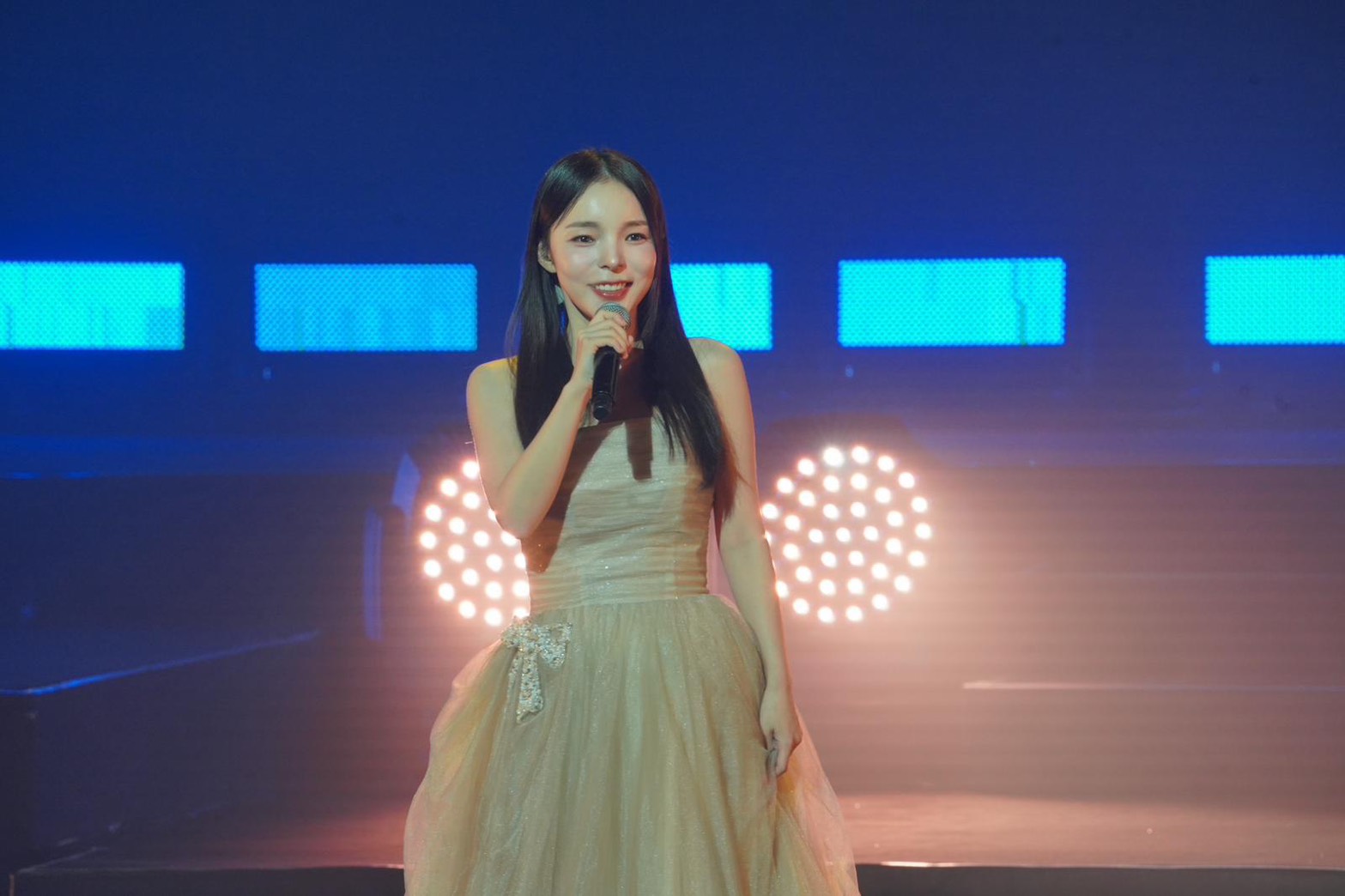 特別嘉賓韓國人氣女星朴真珠首次登台獻唱,優美聲線贏得讚賞。(牛耳藝術提供)