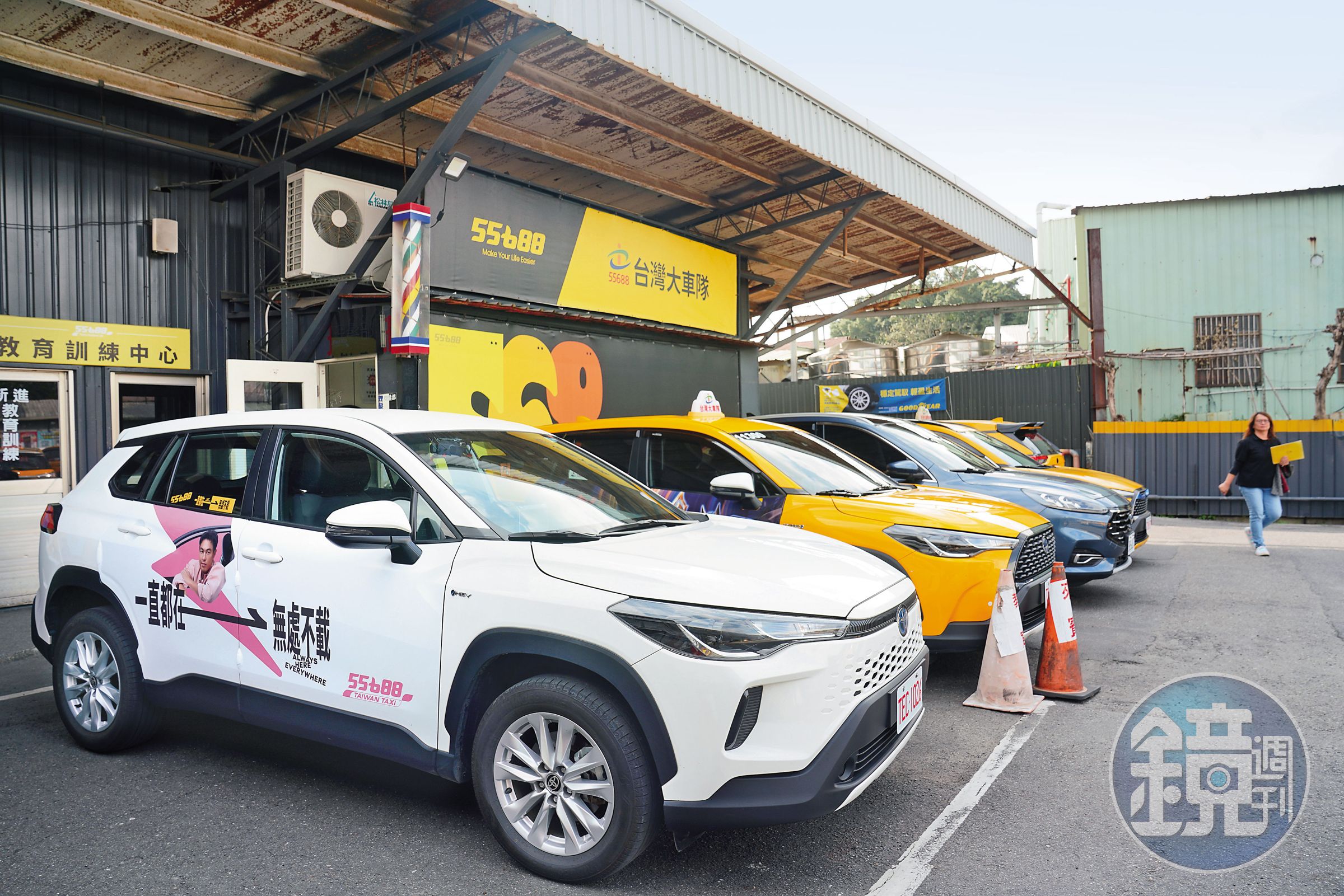台灣大車隊司機數量目前穩居全台第一，小黃和多元計程車雙軌併進。
