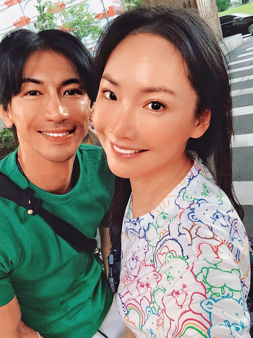 王俐人(右)和老公林琮軒(左)傳出婚變,如今分居兩岸。(翻攝自王俐人臉書)
